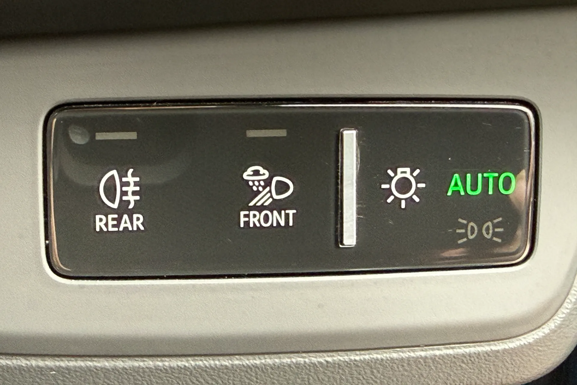 Audi RS e-tron GT thumbnail image number 27