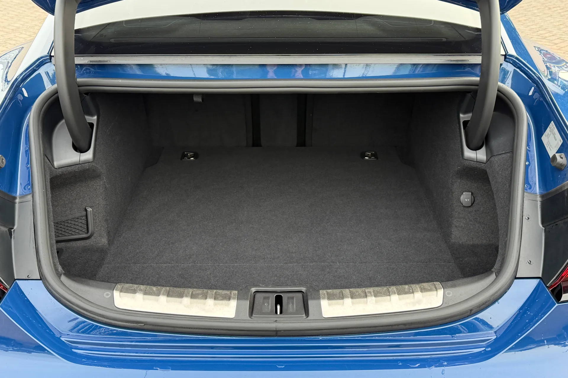 Audi RS e-tron GT thumbnail image number 40