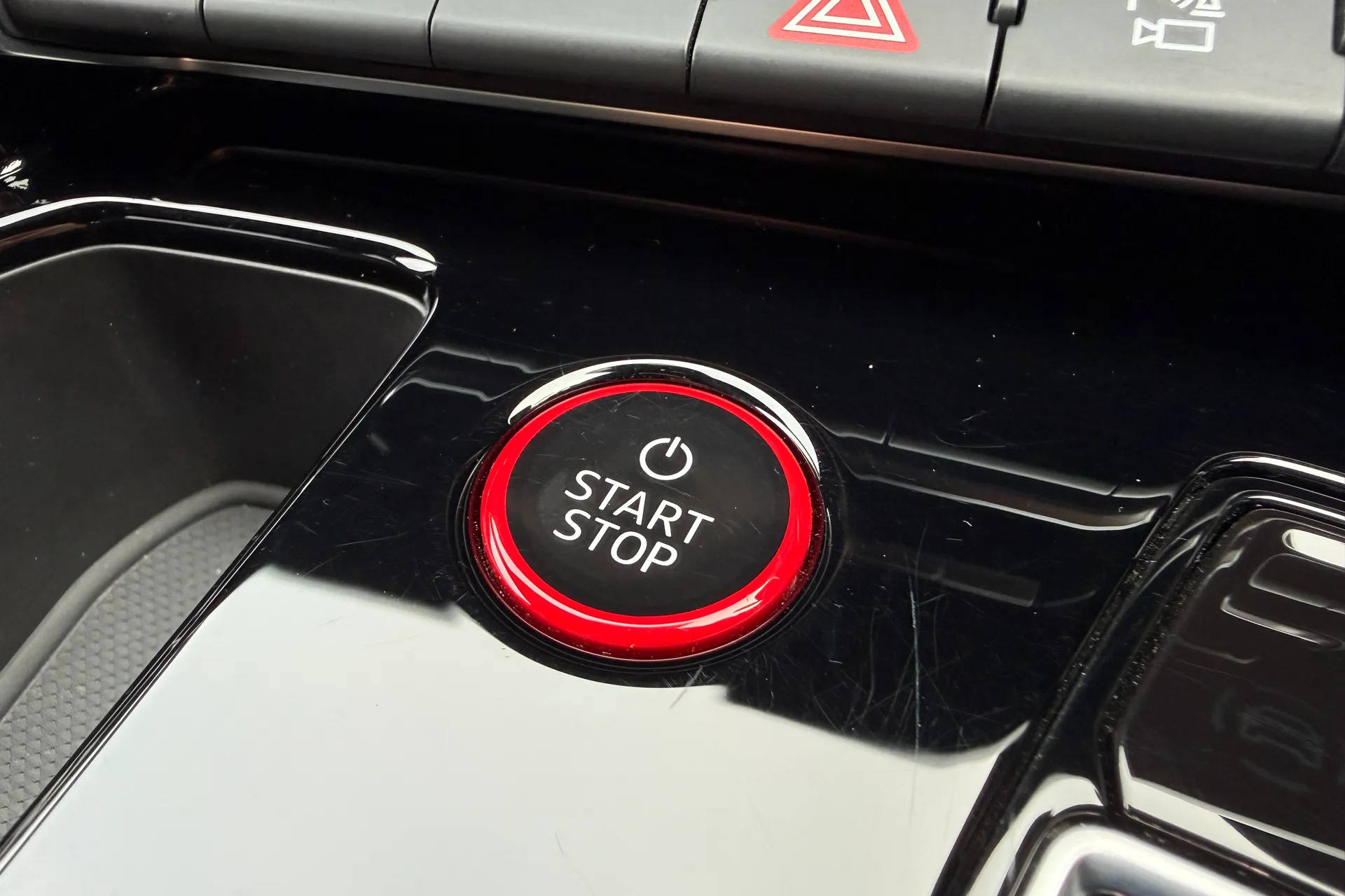 Audi RS e-tron GT thumbnail image number 46