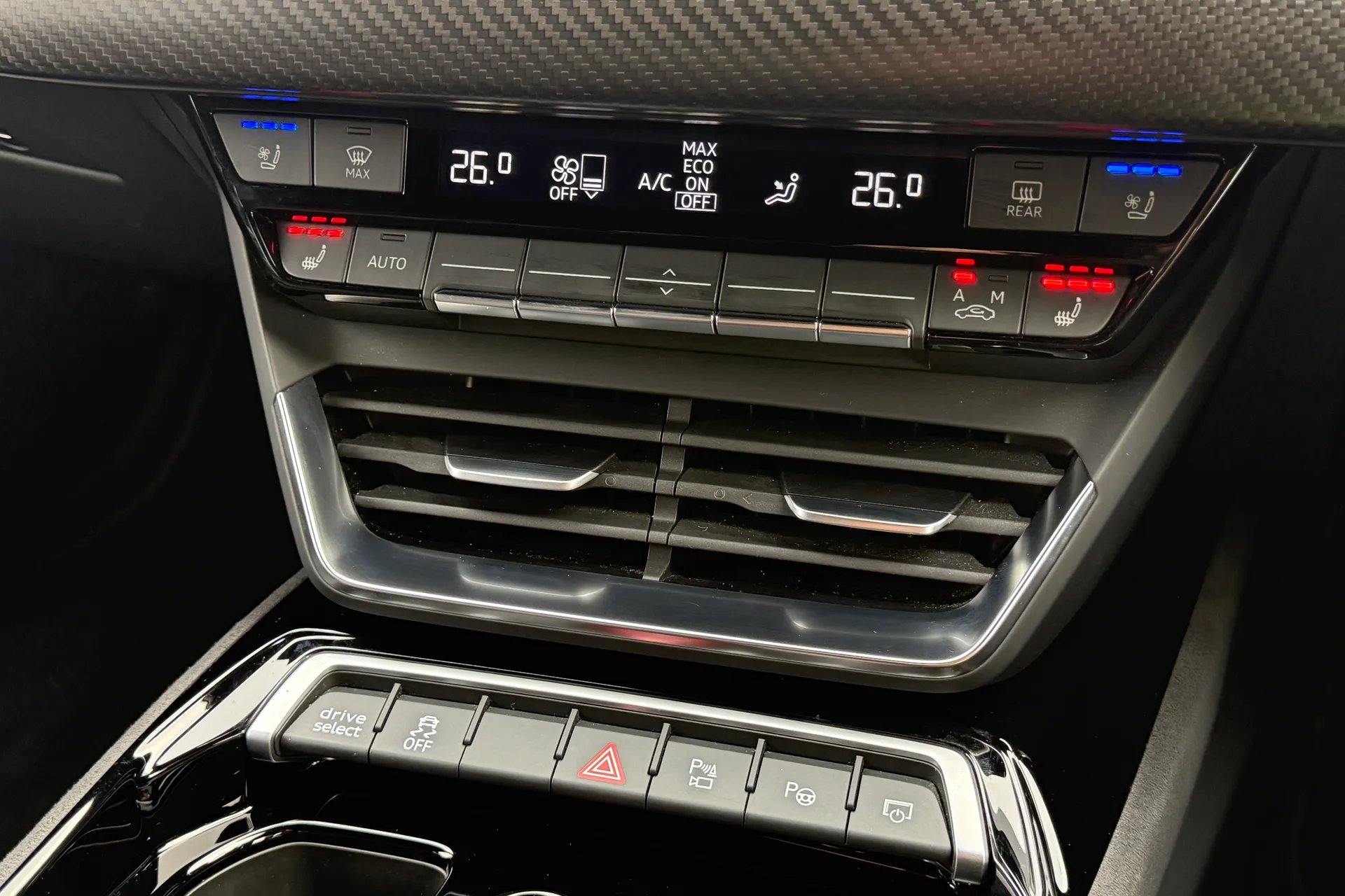 Audi RS e-tron GT thumbnail image number 20