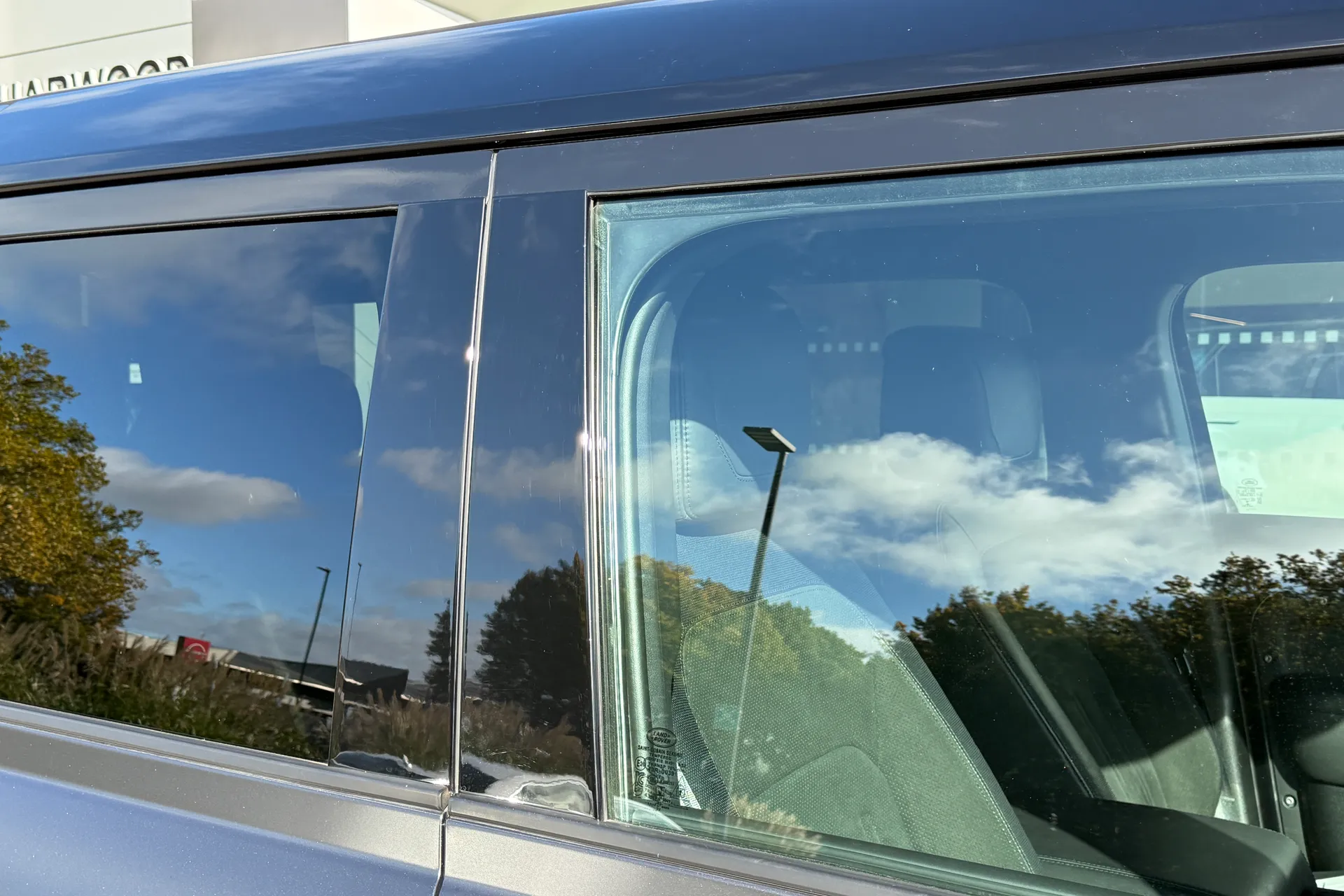 LAND ROVER DEFENDER thumbnail image number 42