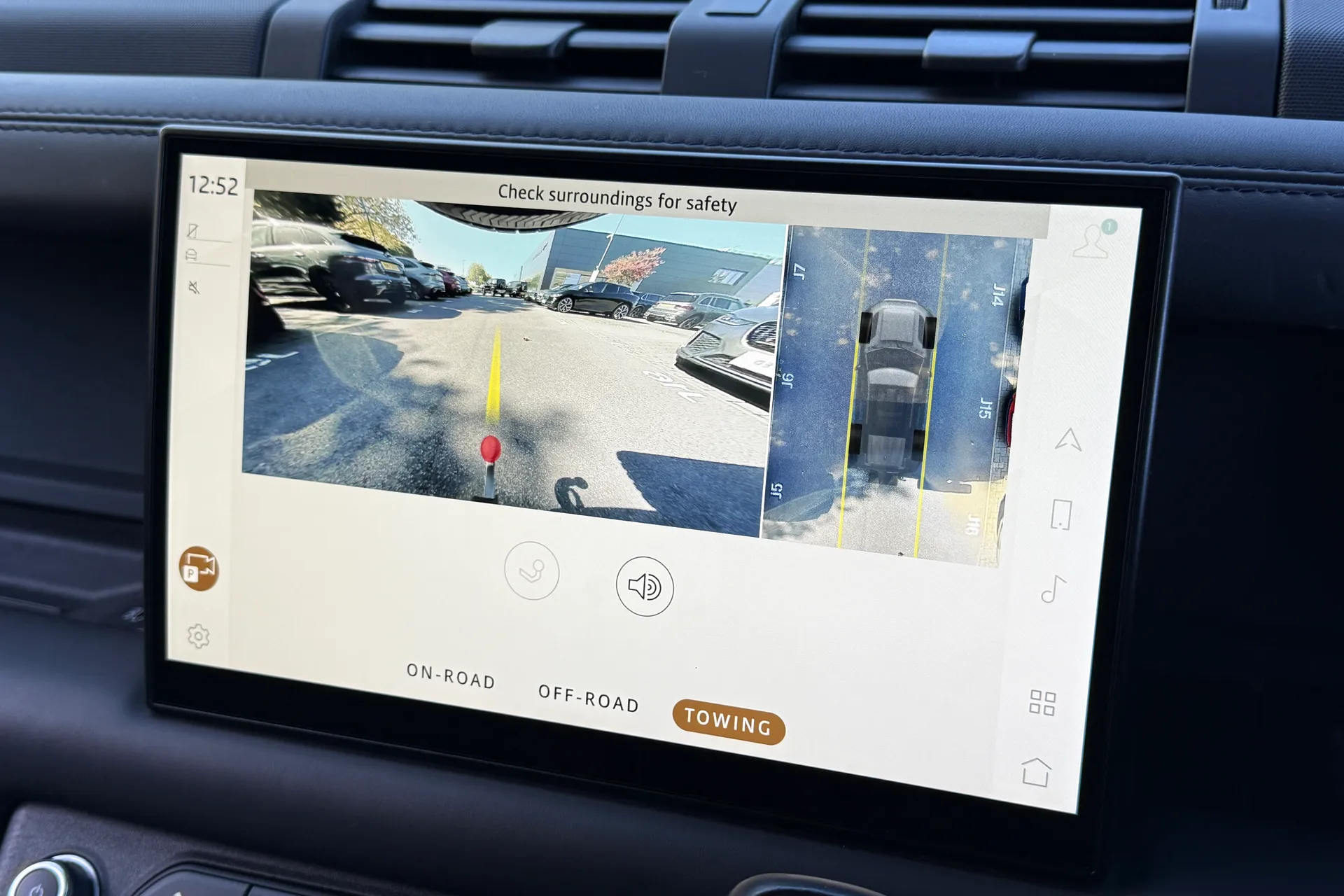 LAND ROVER DEFENDER thumbnail image number 59