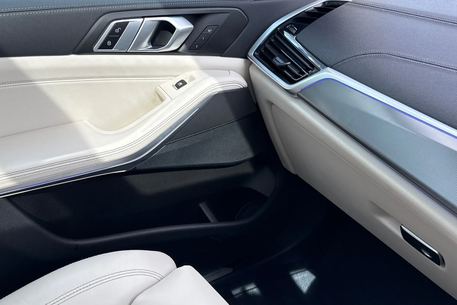 BMW X5 thumbnail image number 48