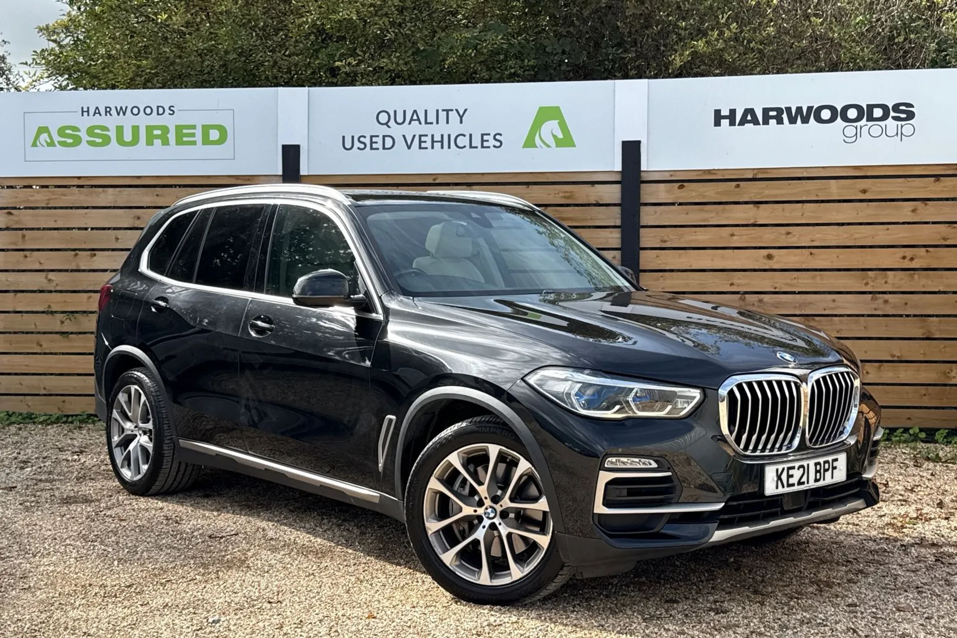 BMW X5 focused image