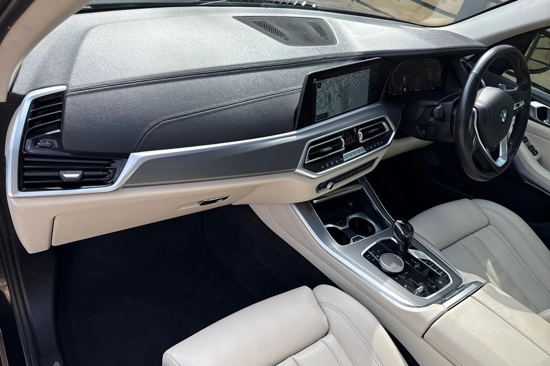 BMW X5 thumbnail image number 26