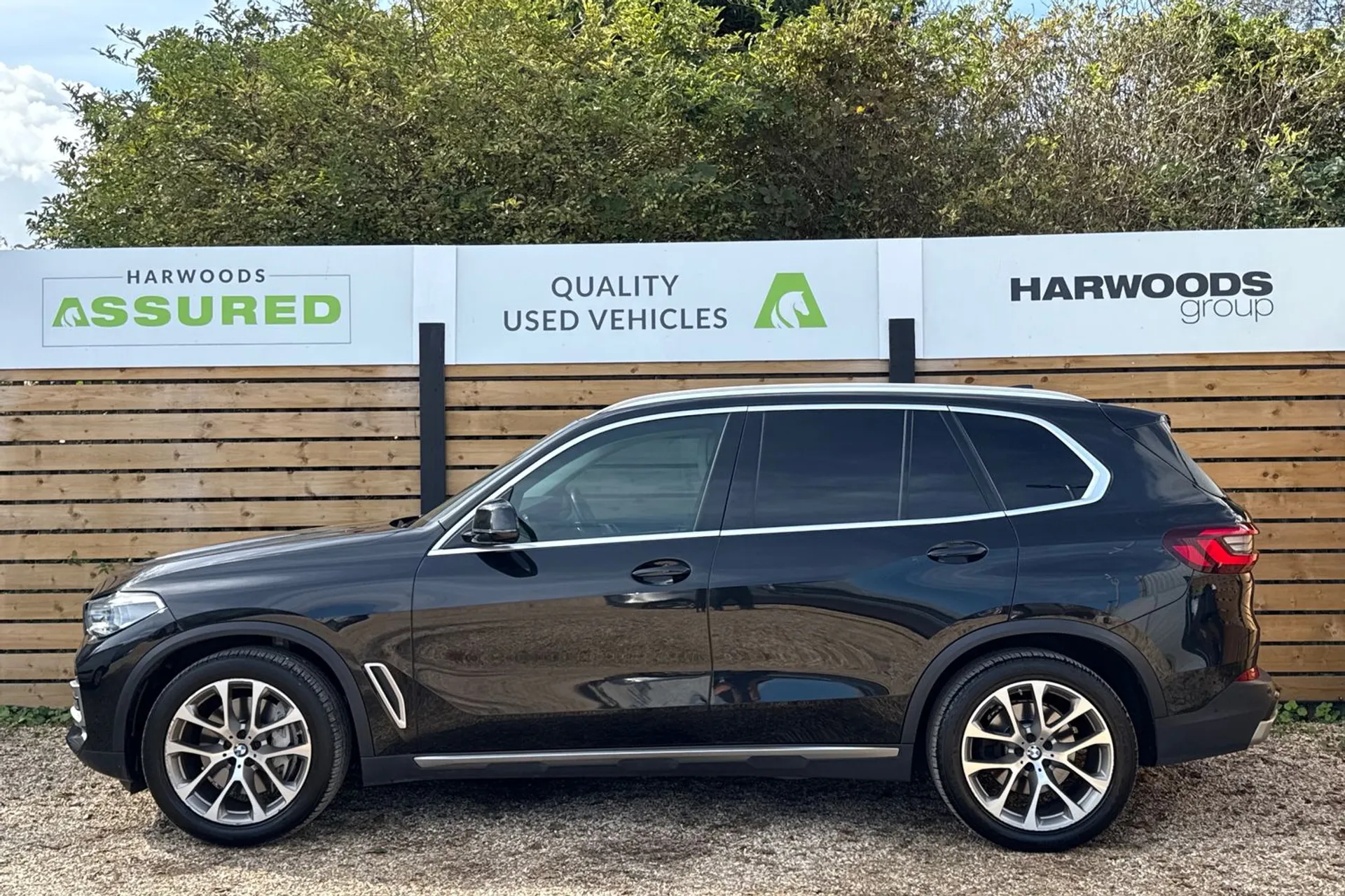 BMW X5 thumbnail image number 9