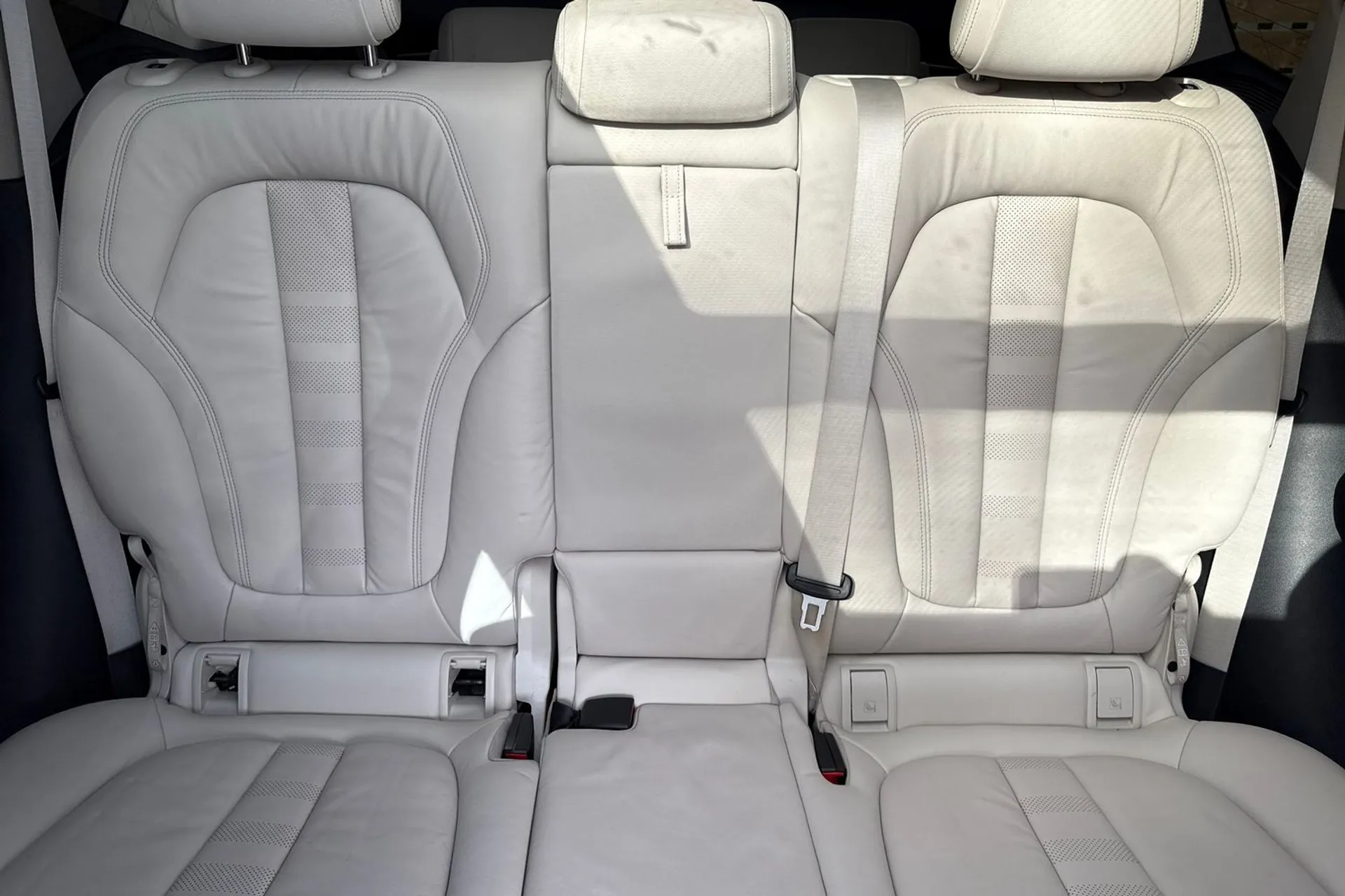 BMW X5 thumbnail image number 30