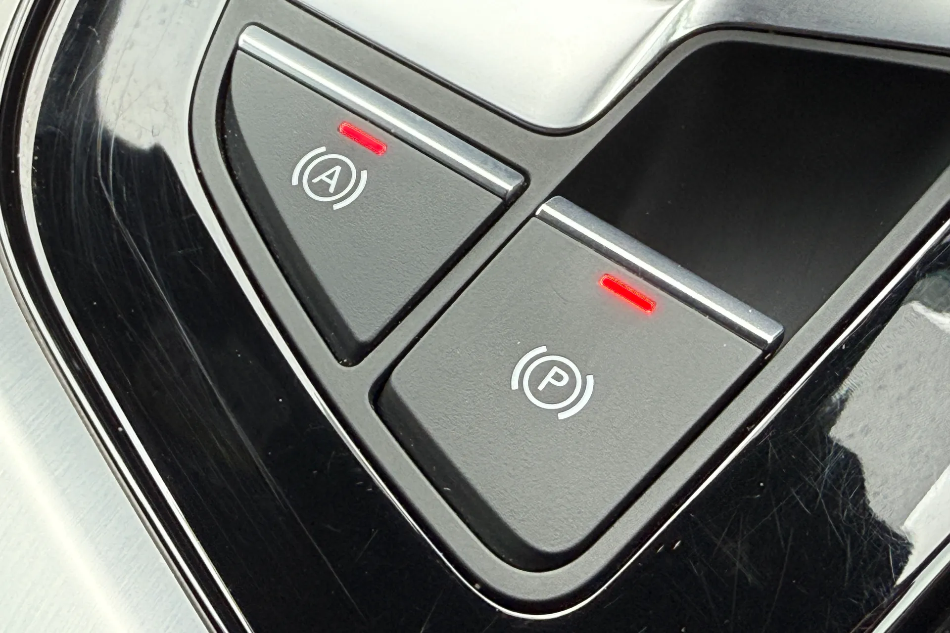 Audi A4 thumbnail image number 36