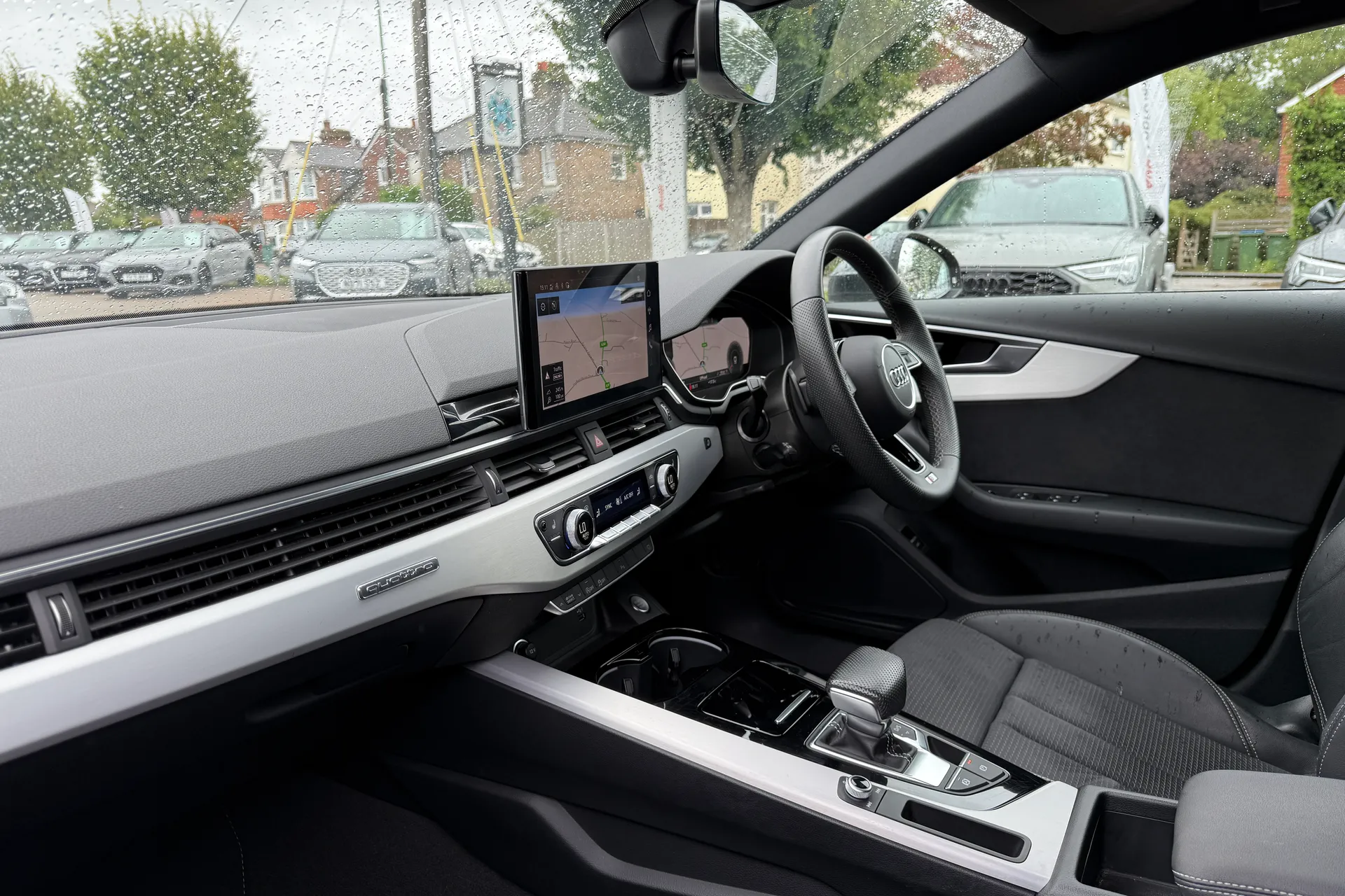 Audi A4 thumbnail image number 25