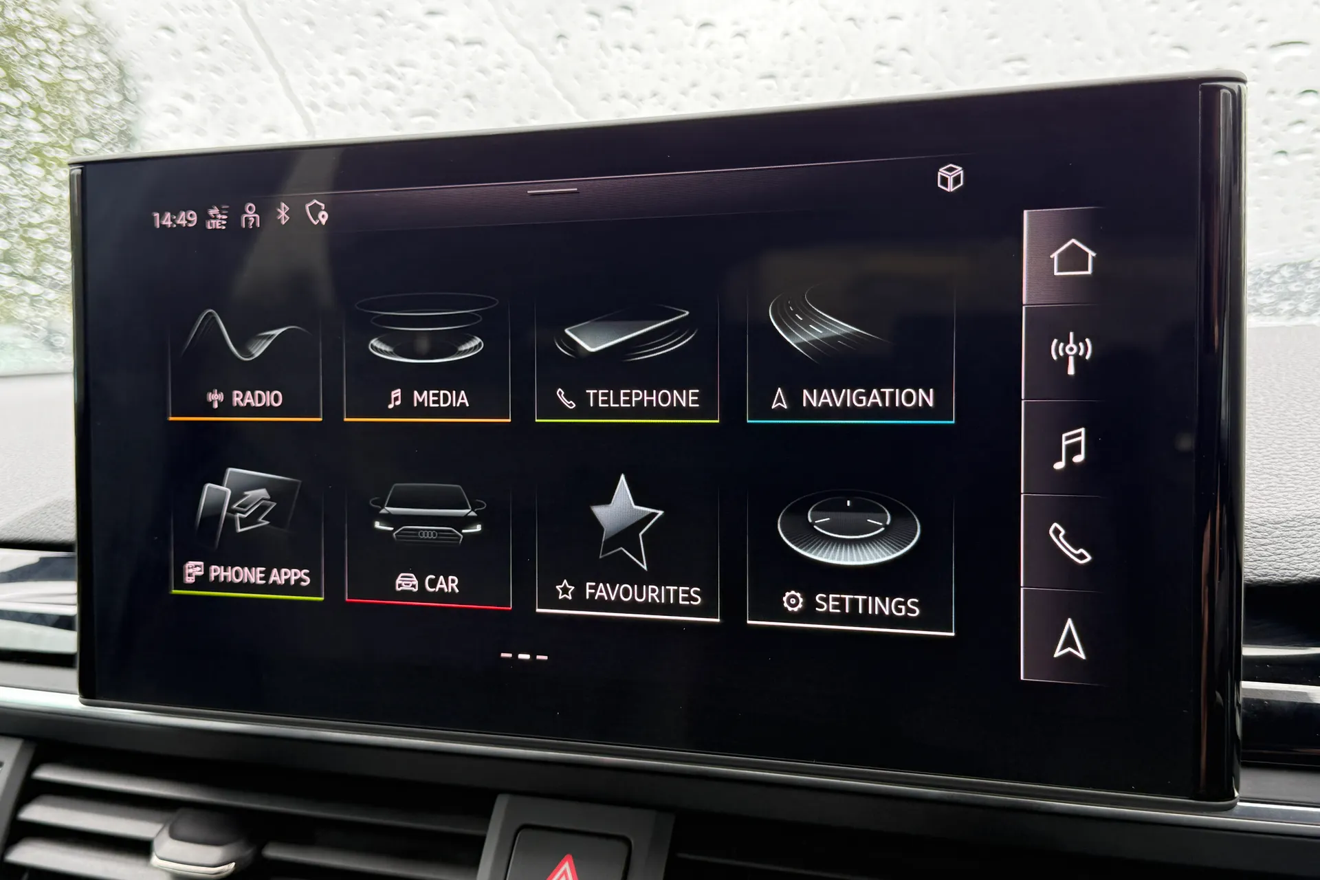 Audi A4 thumbnail image number 11