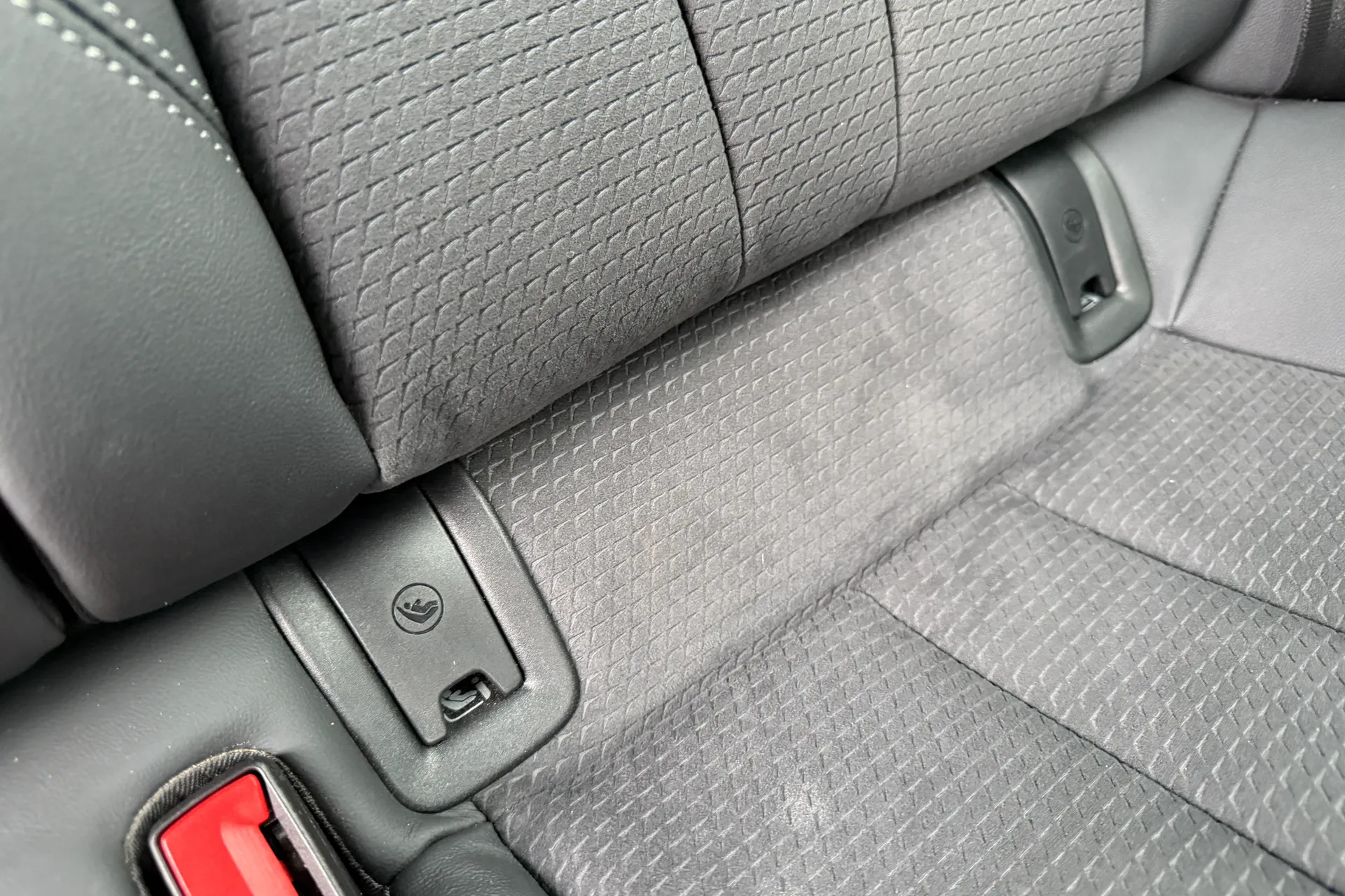 Audi A4 thumbnail image number 39