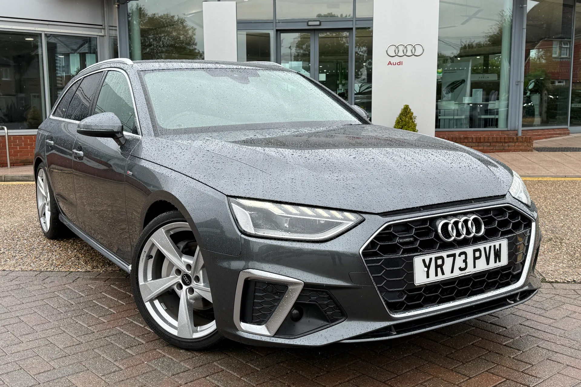 Audi A4 thumbnail image number 20