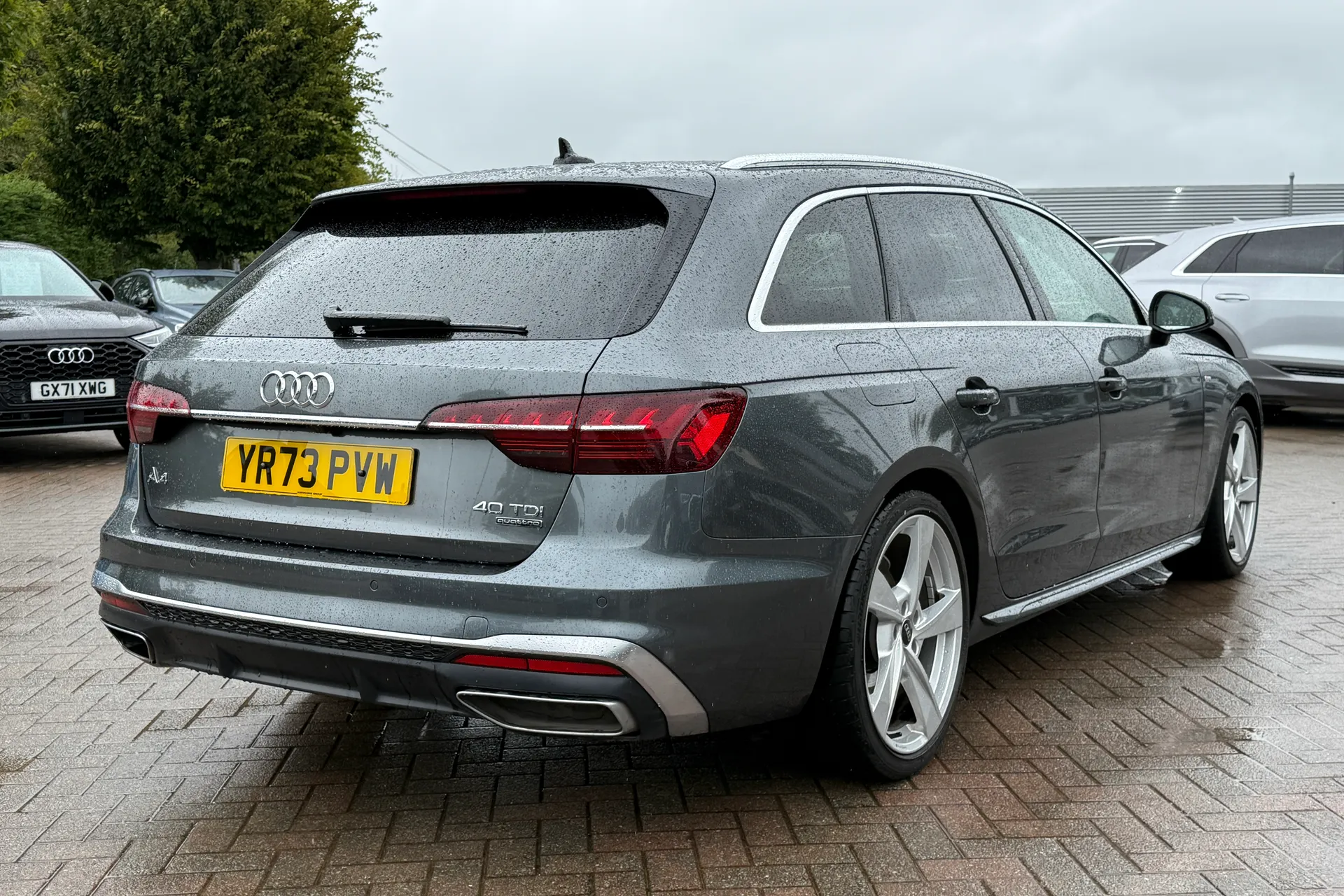 Audi A4 thumbnail image number 27