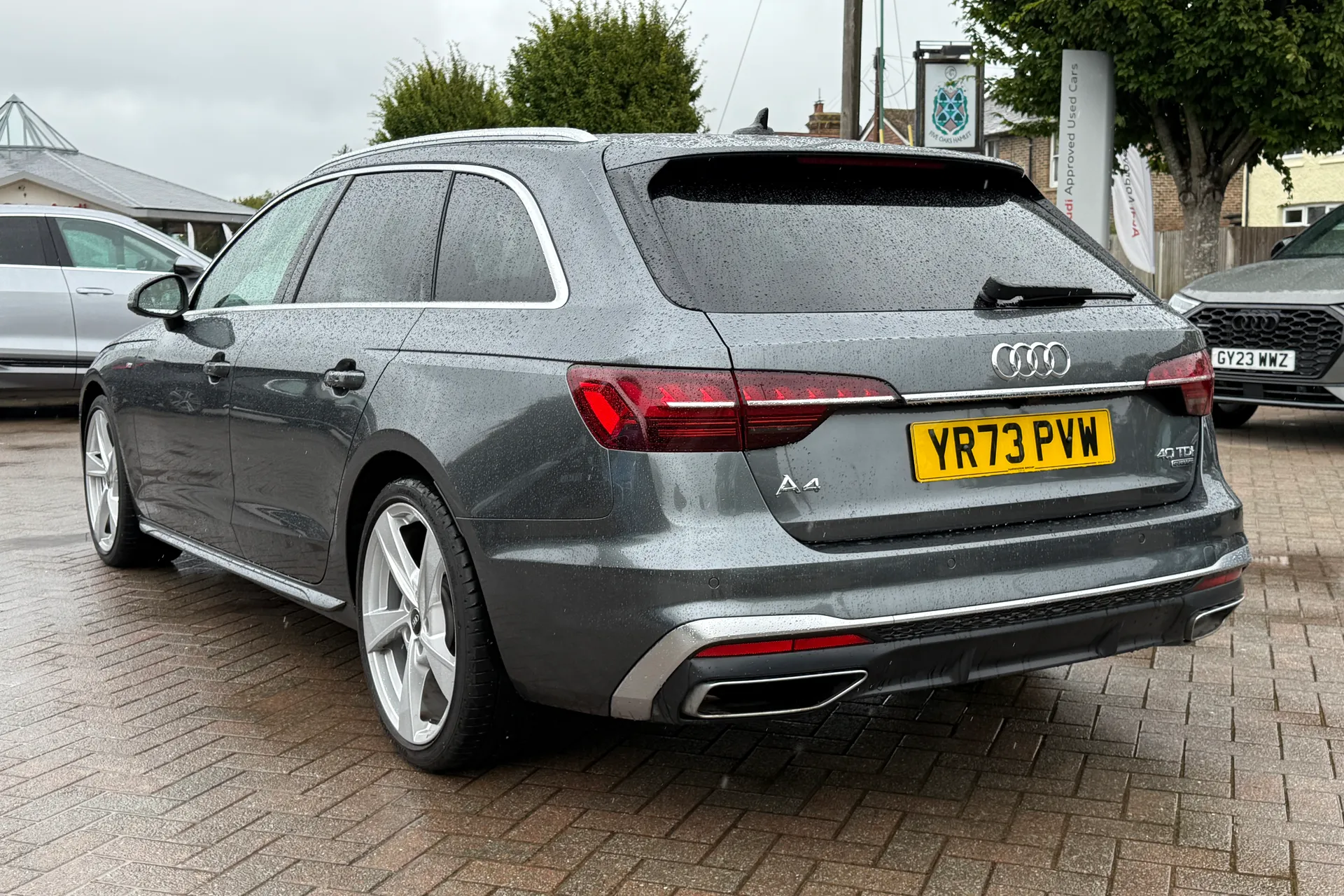 Audi A4 thumbnail image number 29