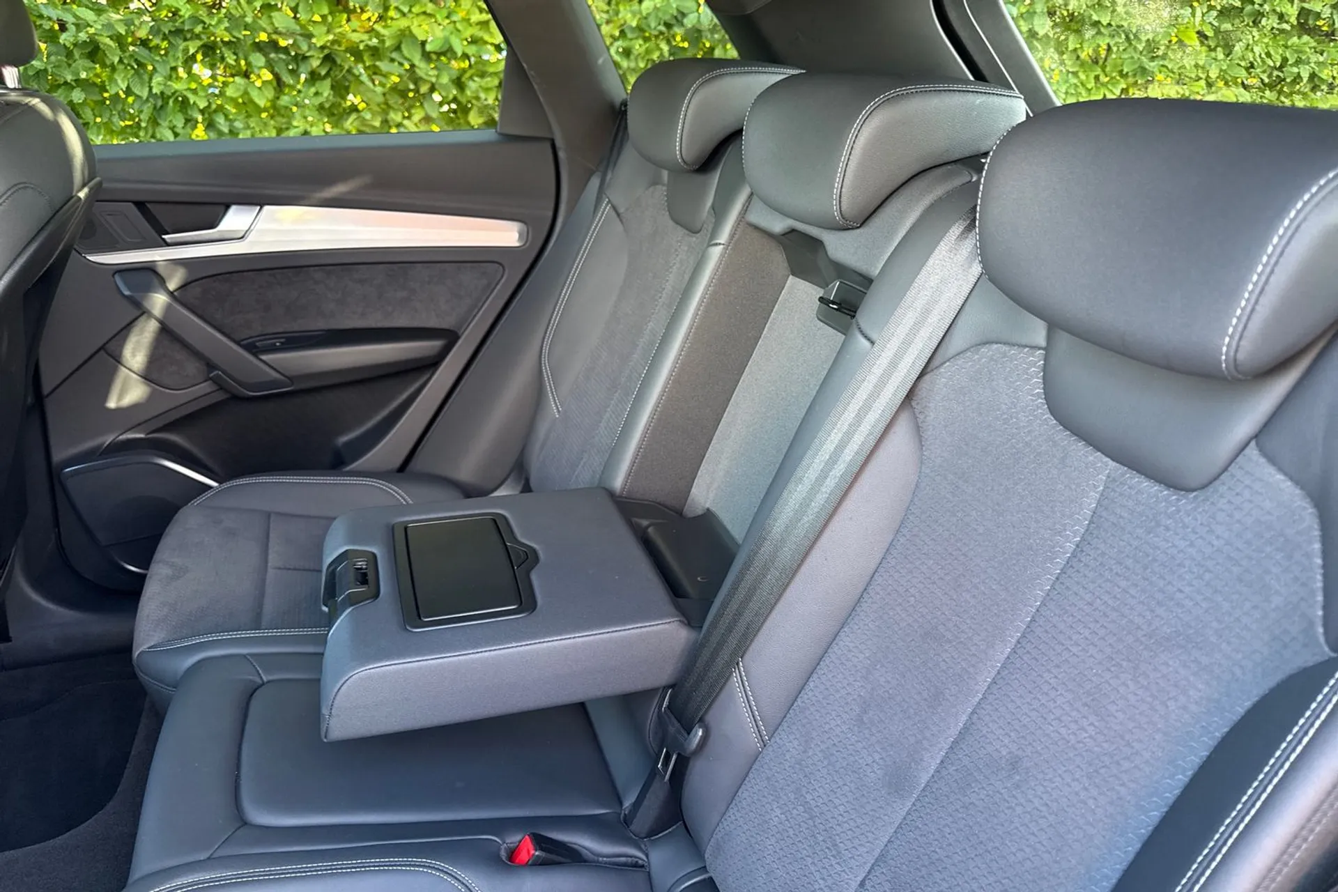 Audi Q5 thumbnail image number 29