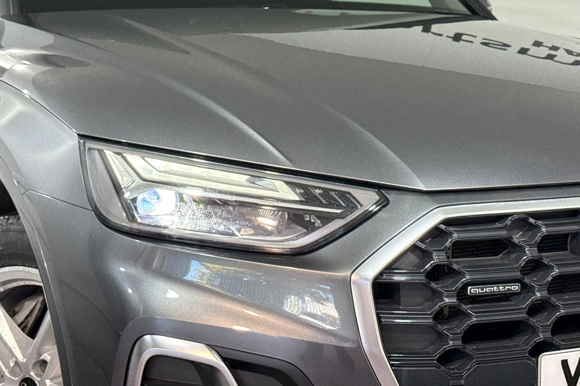 Audi Q5 thumbnail image number 15