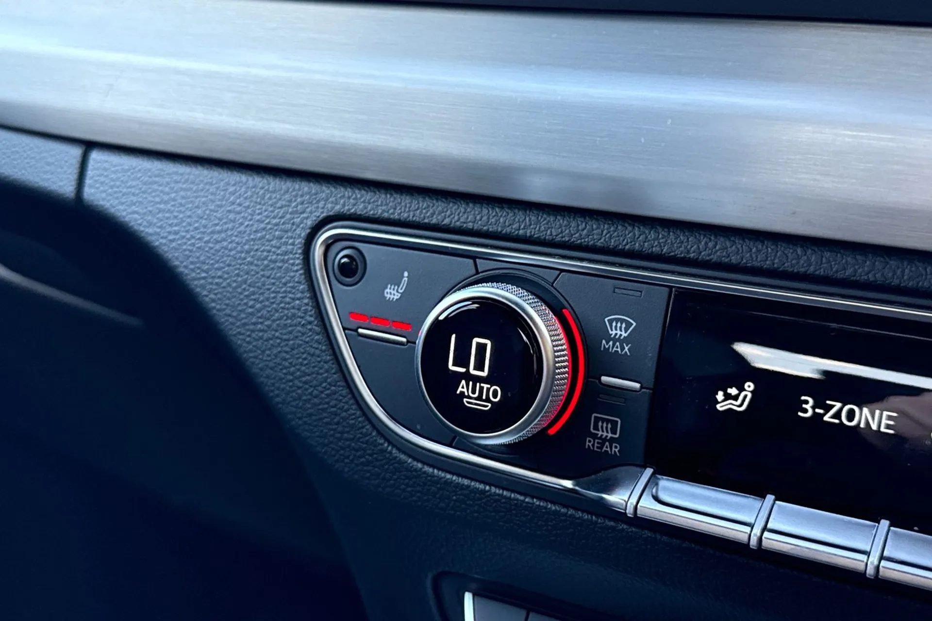 Audi Q5 thumbnail image number 45