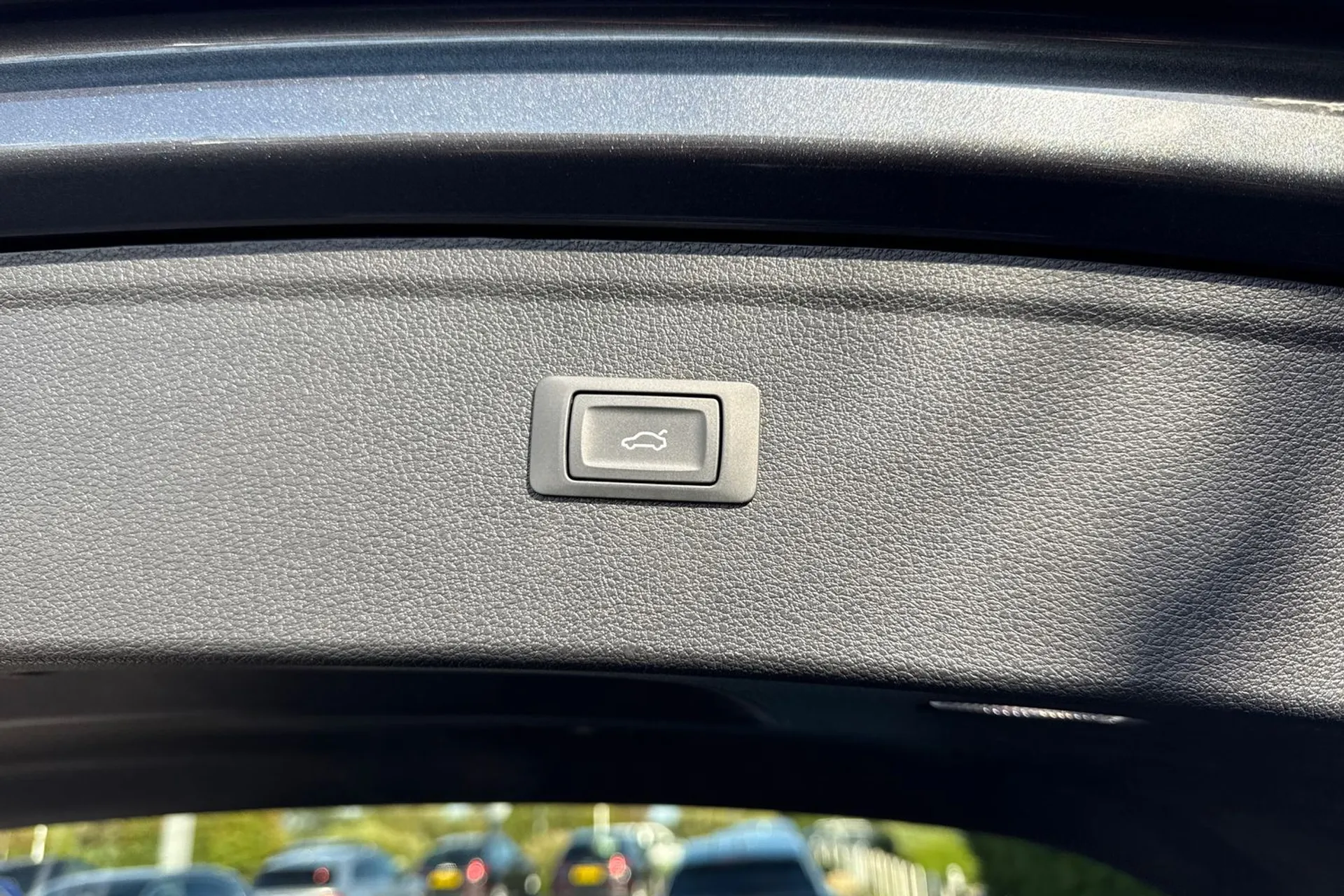 Audi Q5 thumbnail image number 19