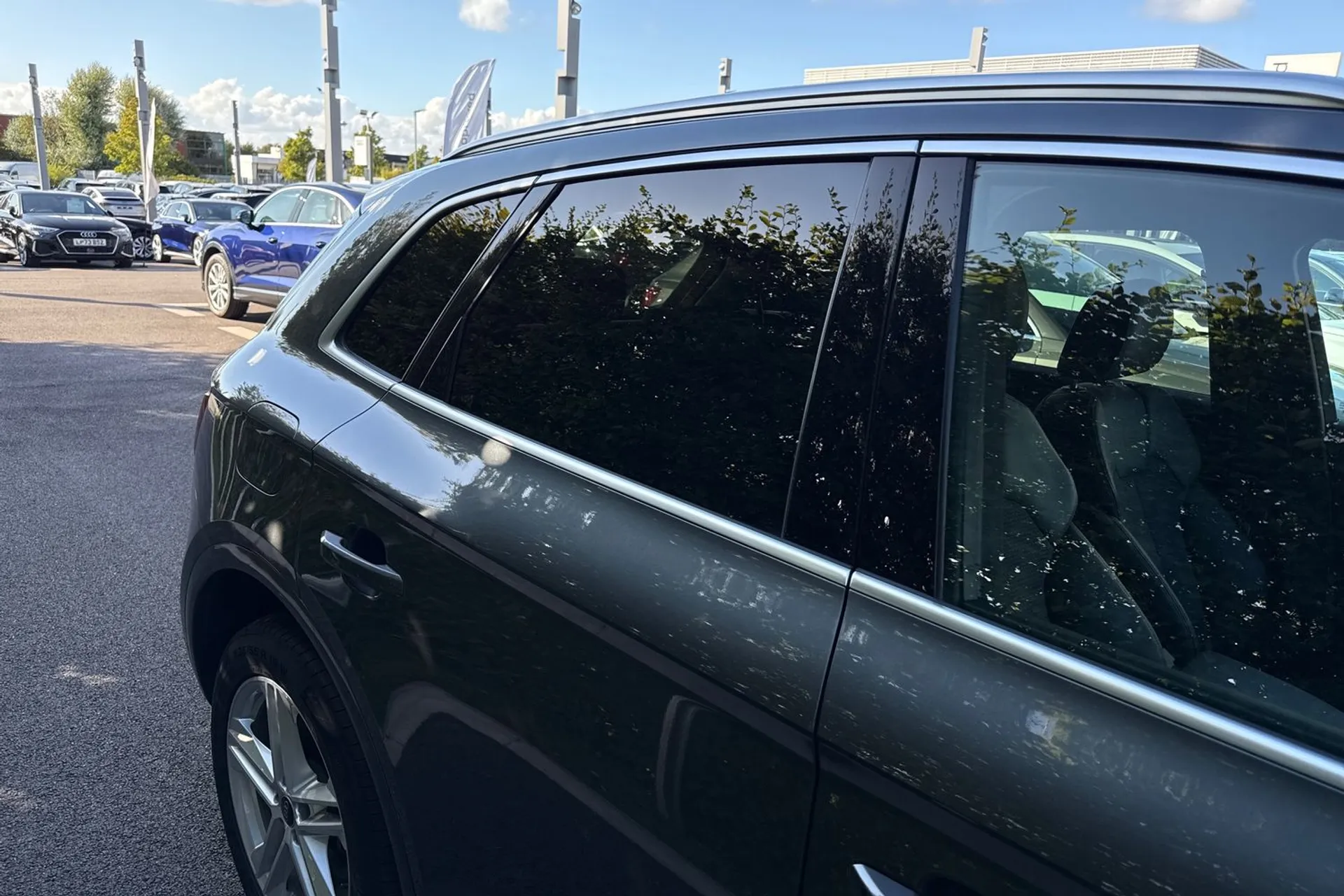 Audi Q5 thumbnail image number 13