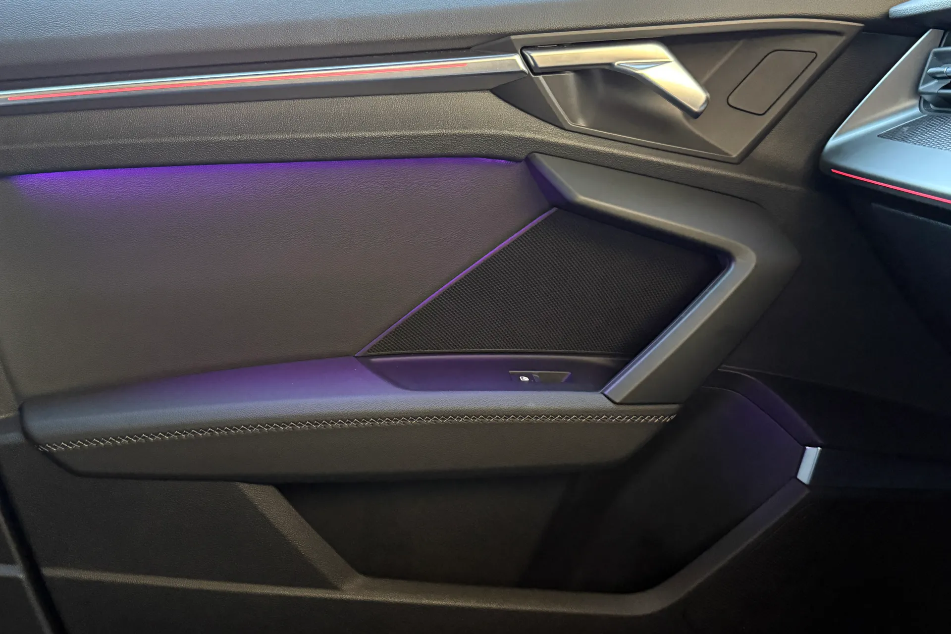 Audi A3 thumbnail image number 35