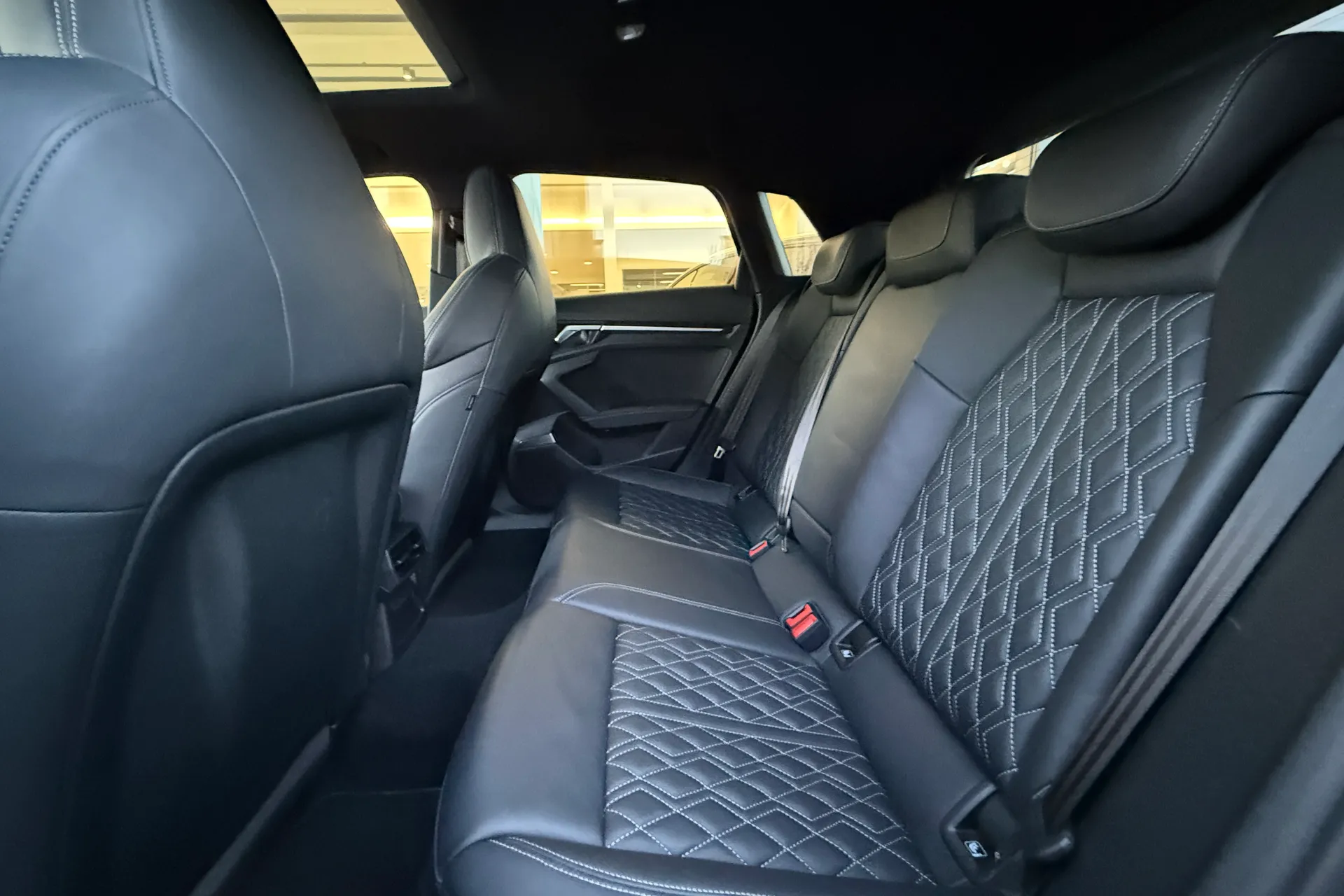 Audi A3 thumbnail image number 64