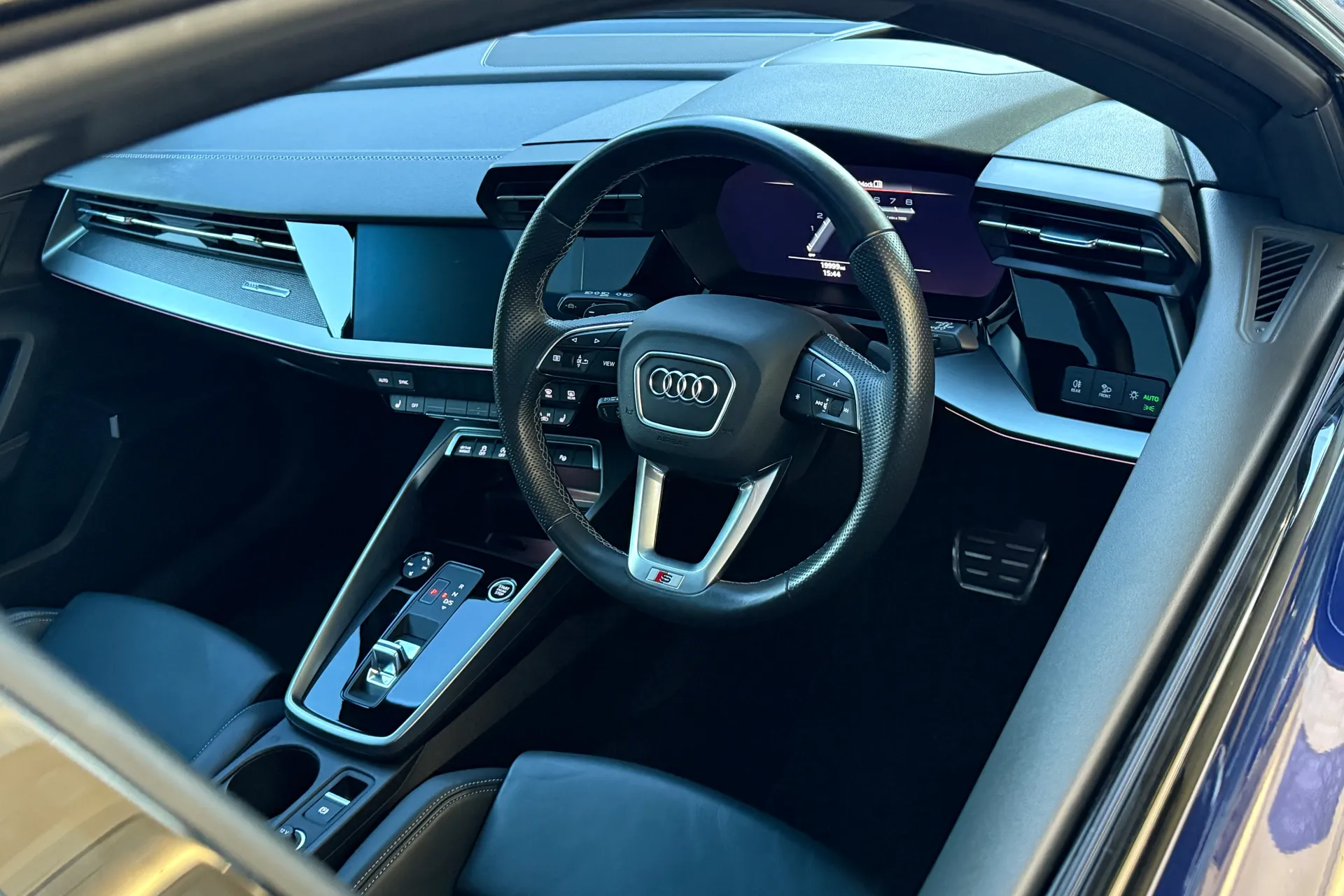 Audi A3 thumbnail image number 41