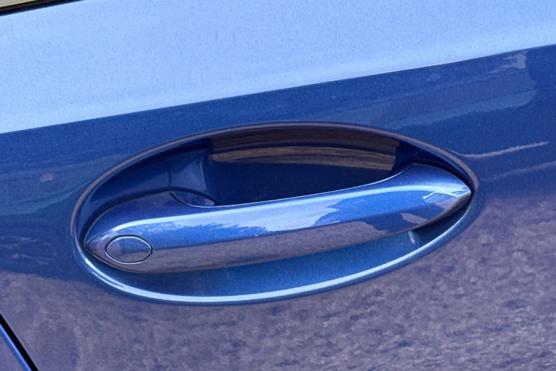 BMW 3 SERIES thumbnail image number 17