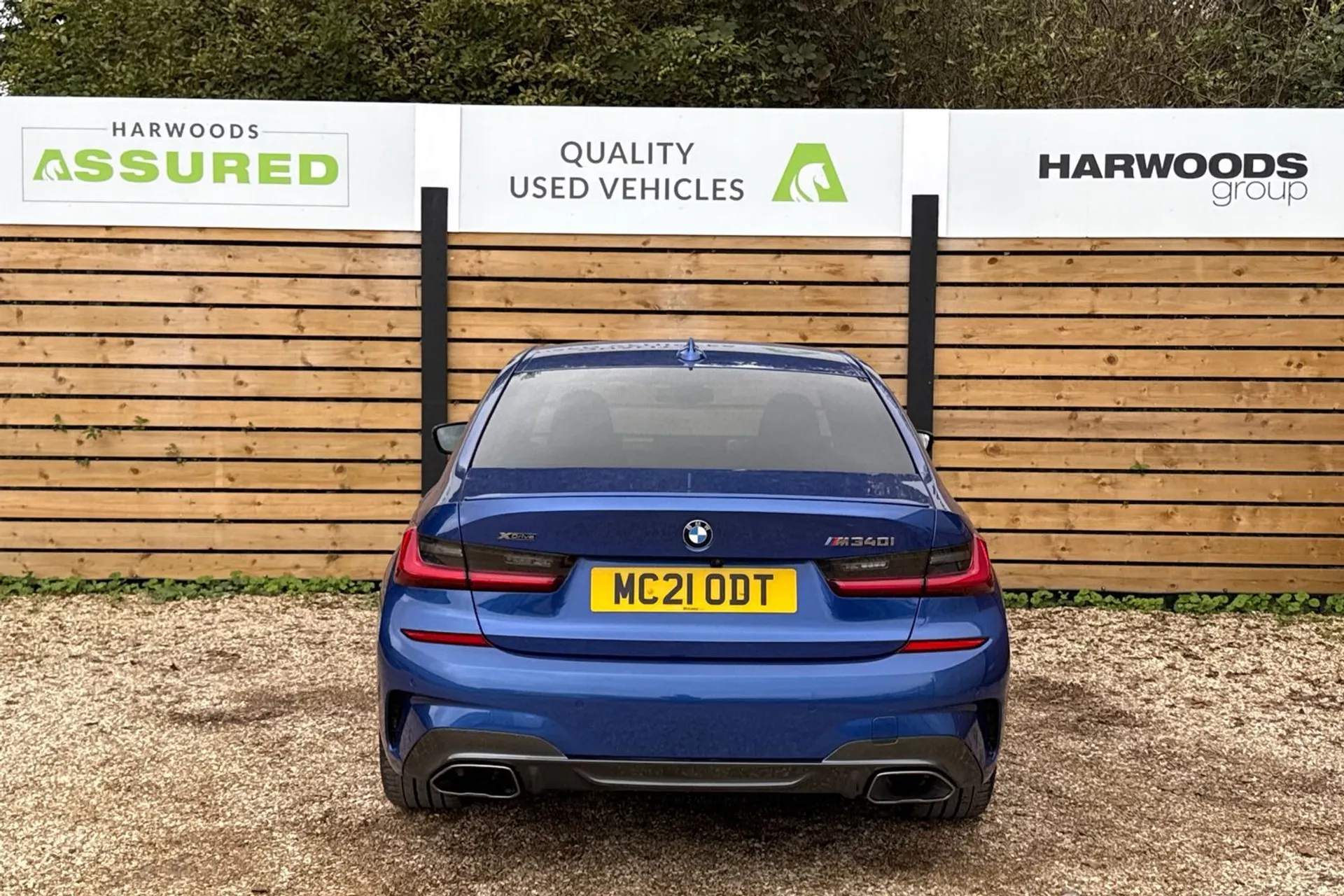 BMW 3 SERIES thumbnail image number 9