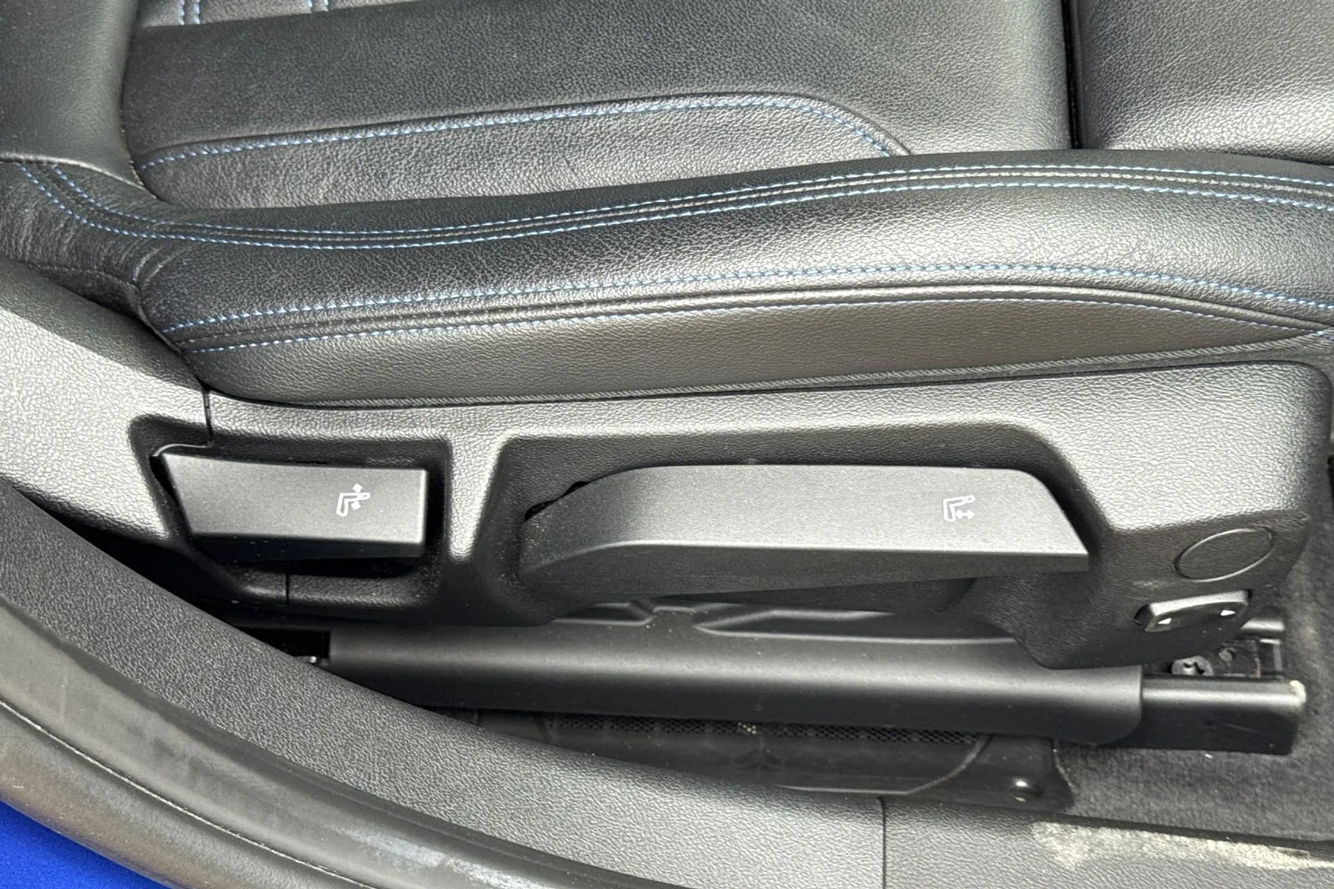 BMW 3 SERIES thumbnail image number 48