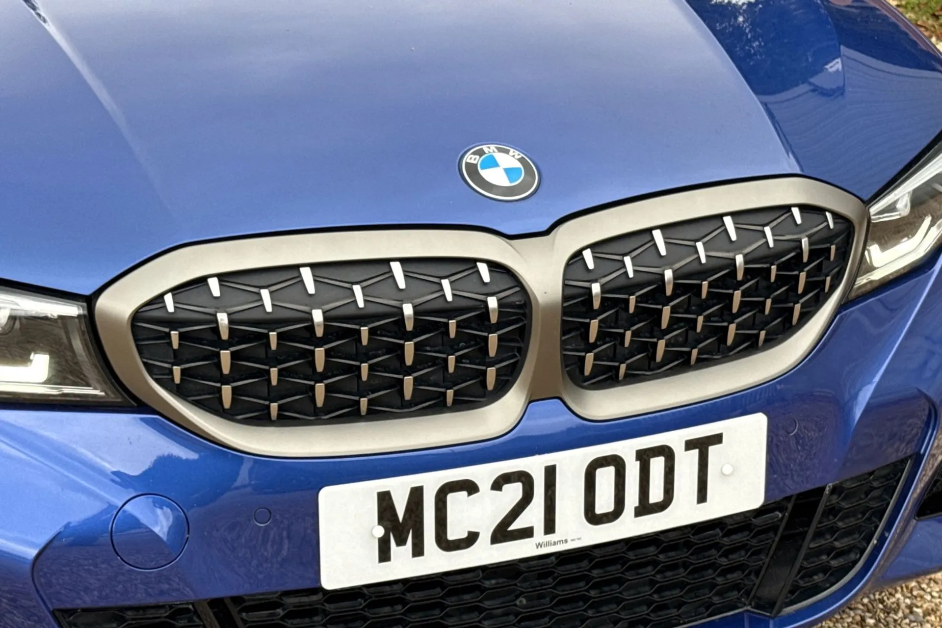 BMW 3 SERIES thumbnail image number 44