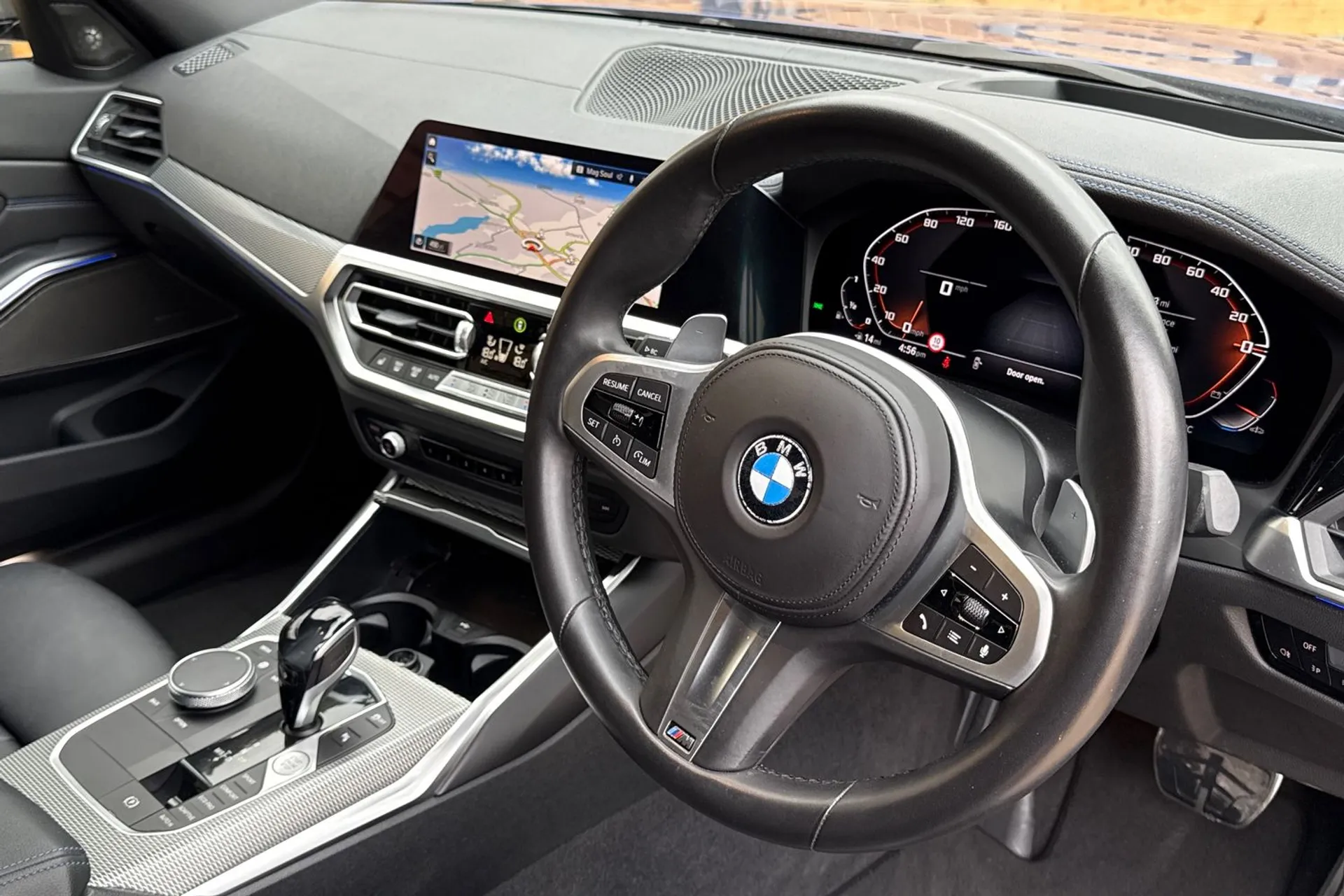 BMW 3 SERIES thumbnail image number 28