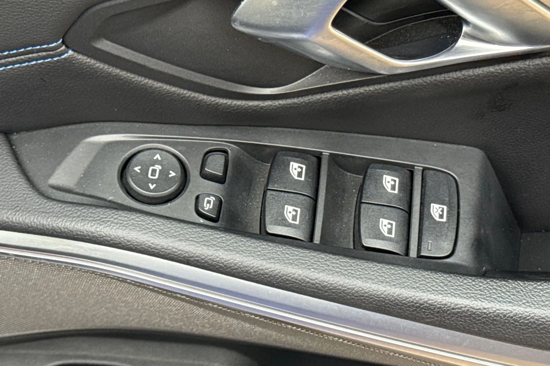 BMW 3 SERIES thumbnail image number 46