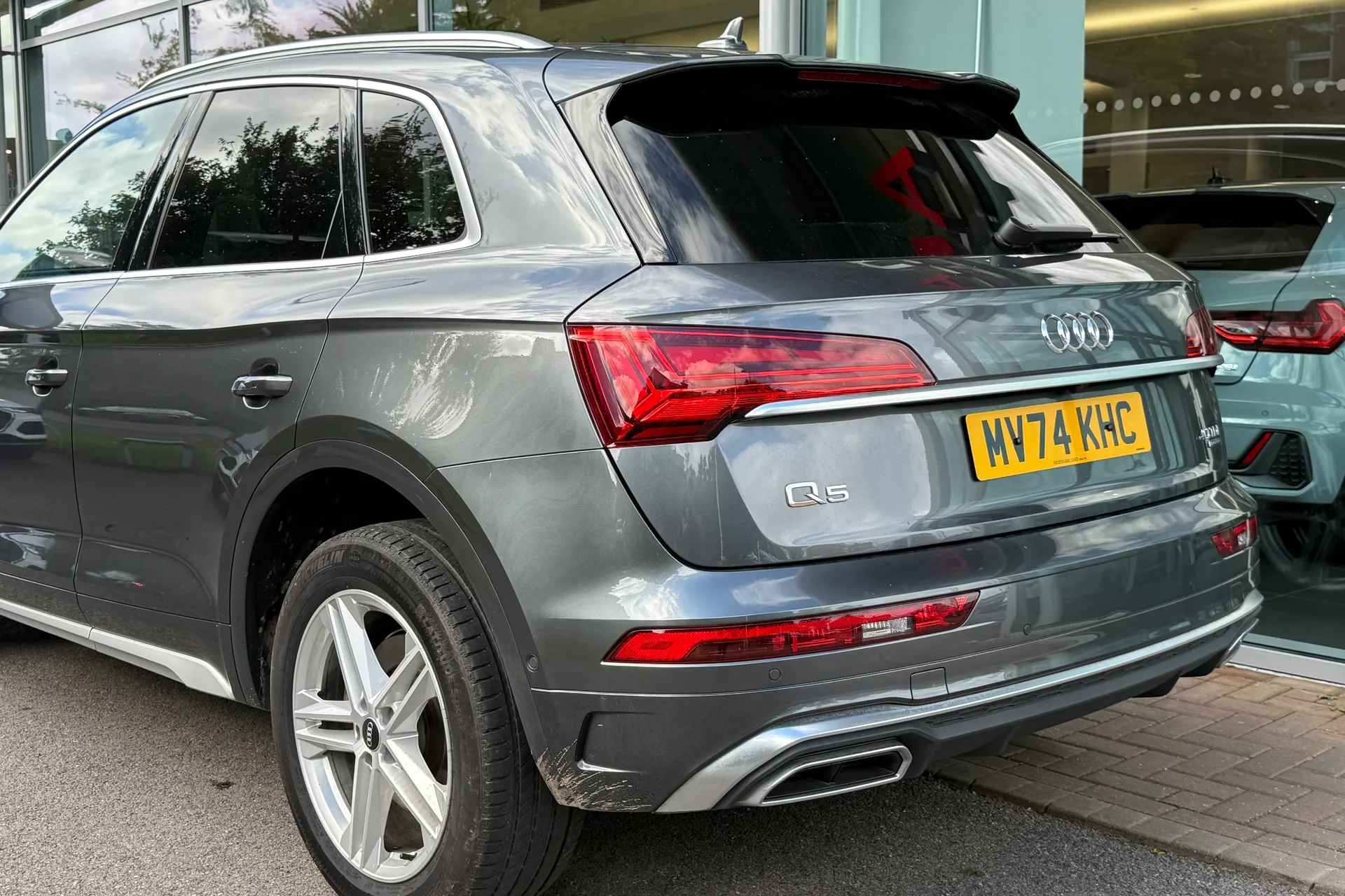 Audi Q5 thumbnail image number 37