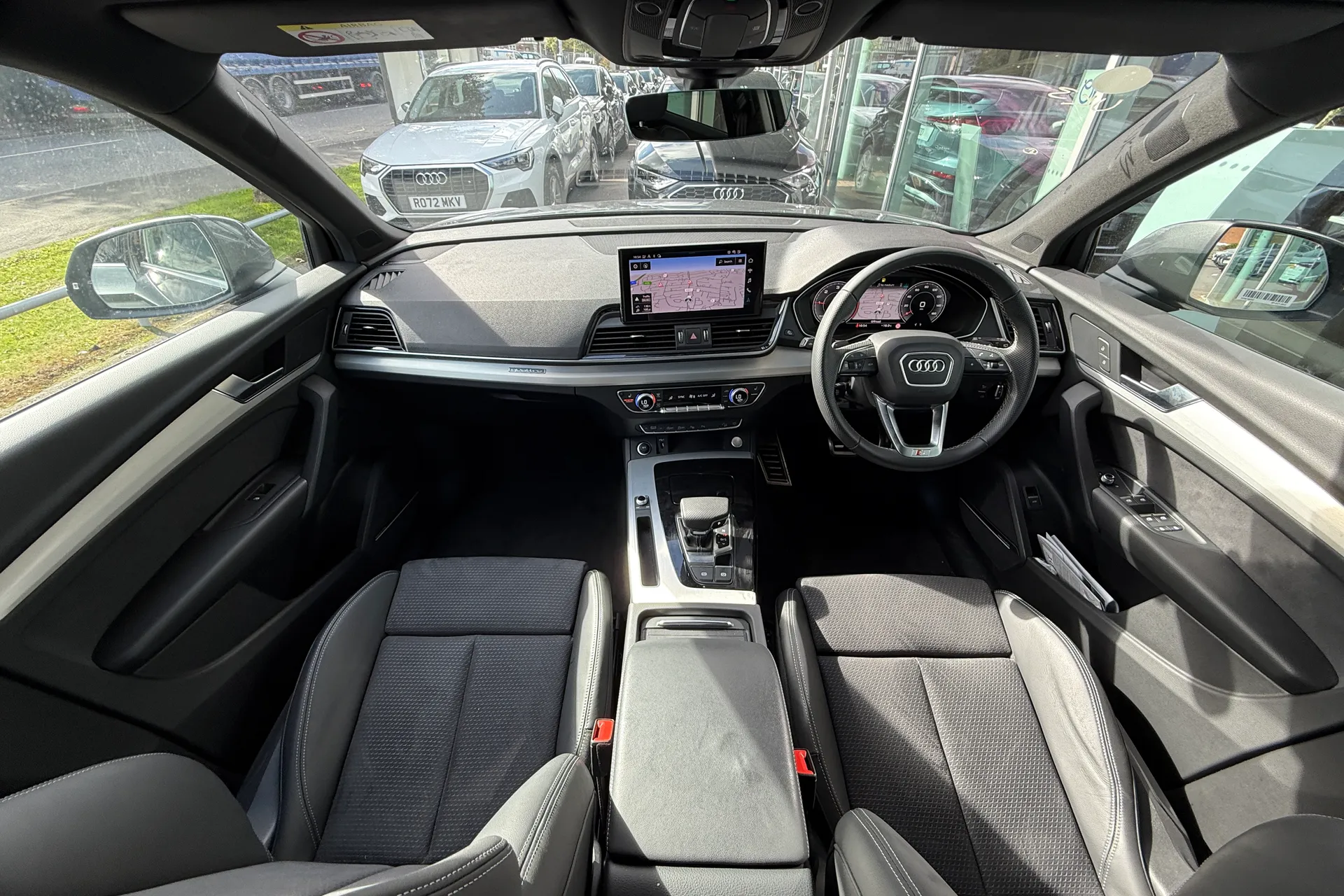 Audi Q5 thumbnail image number 3