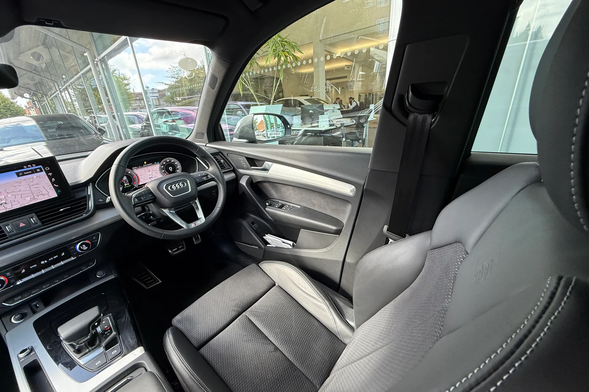 Audi Q5 thumbnail image number 43