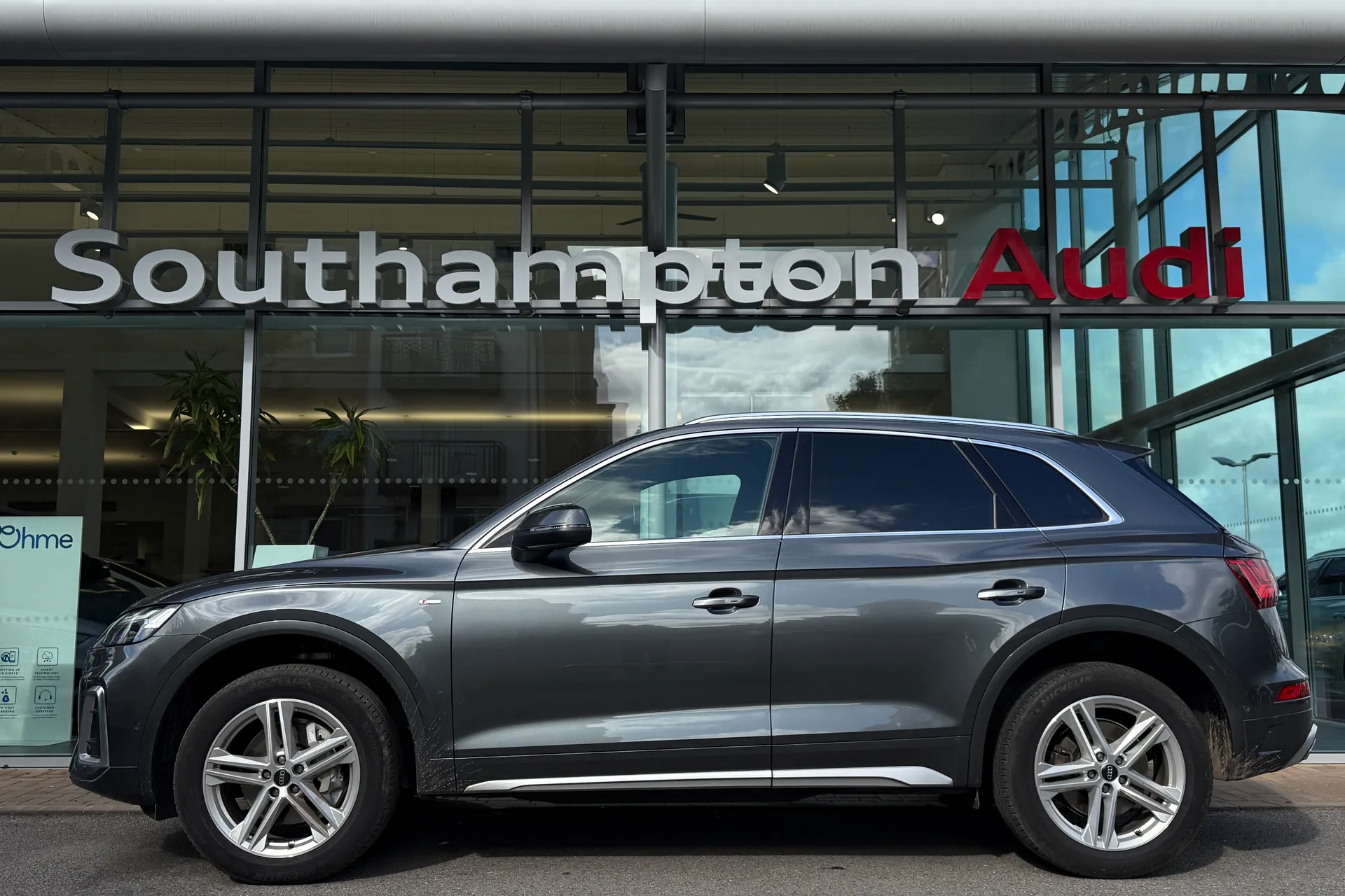 Audi Q5 thumbnail image number 38