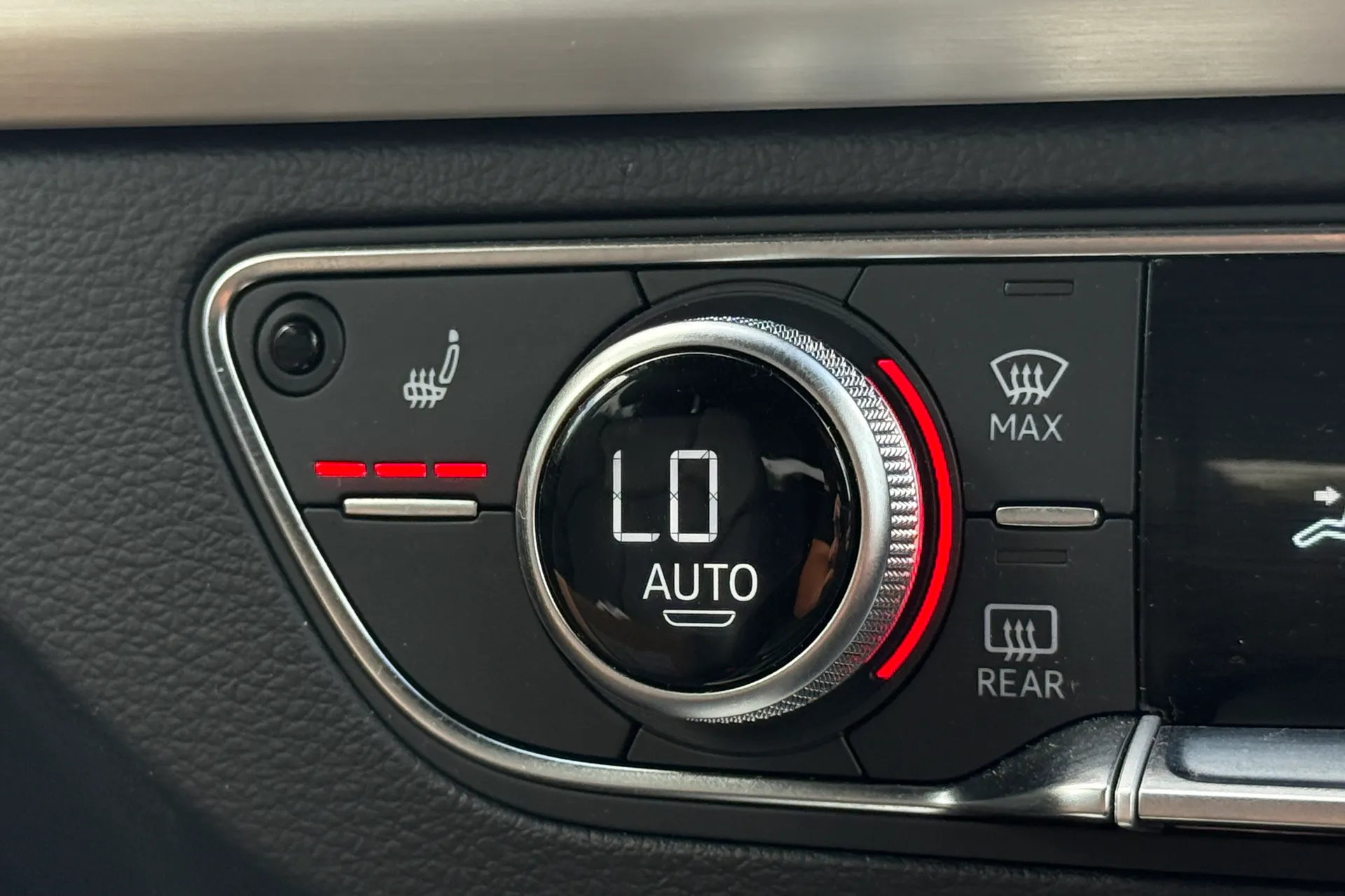 Audi Q5 thumbnail image number 12