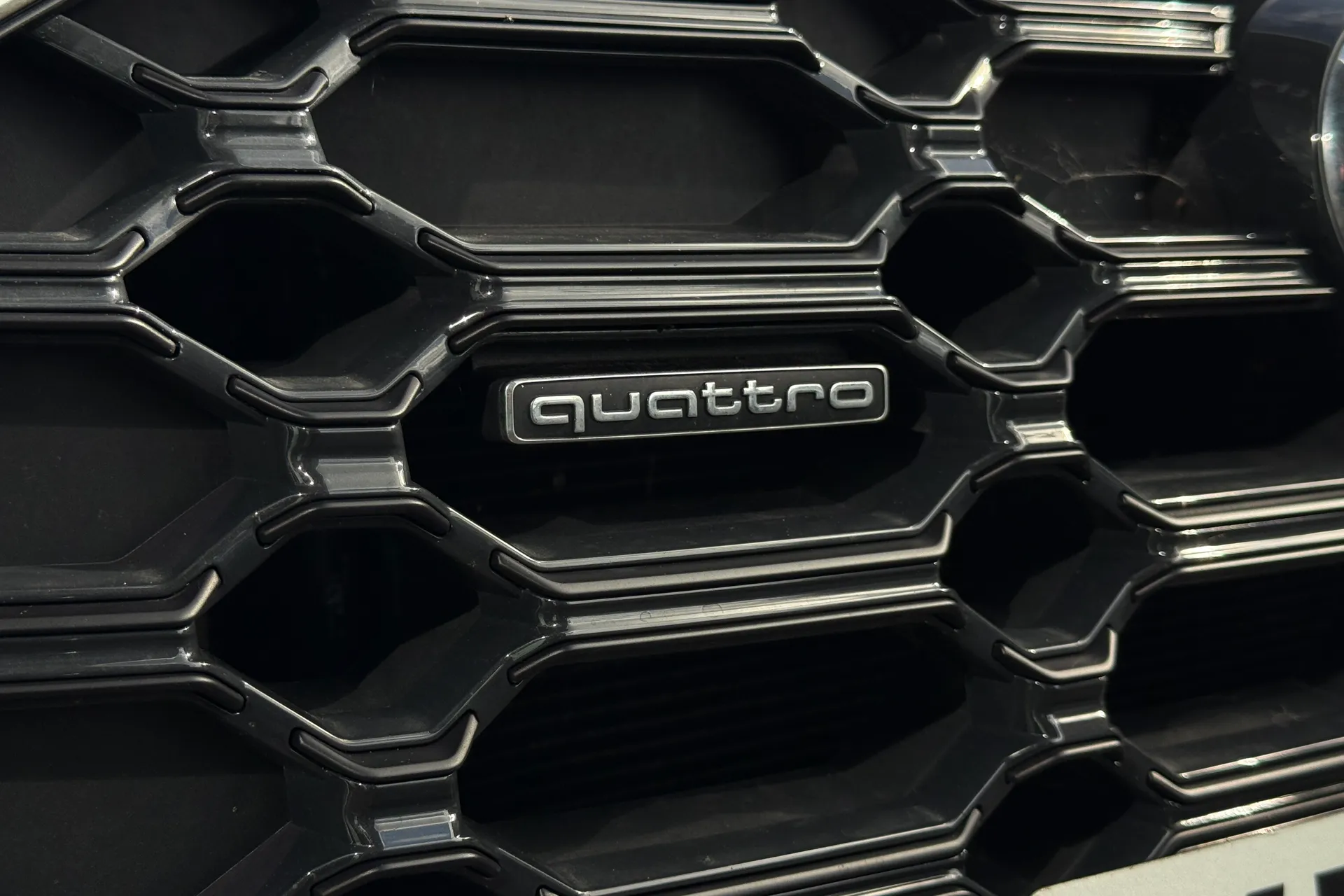 Audi Q5 thumbnail image number 48