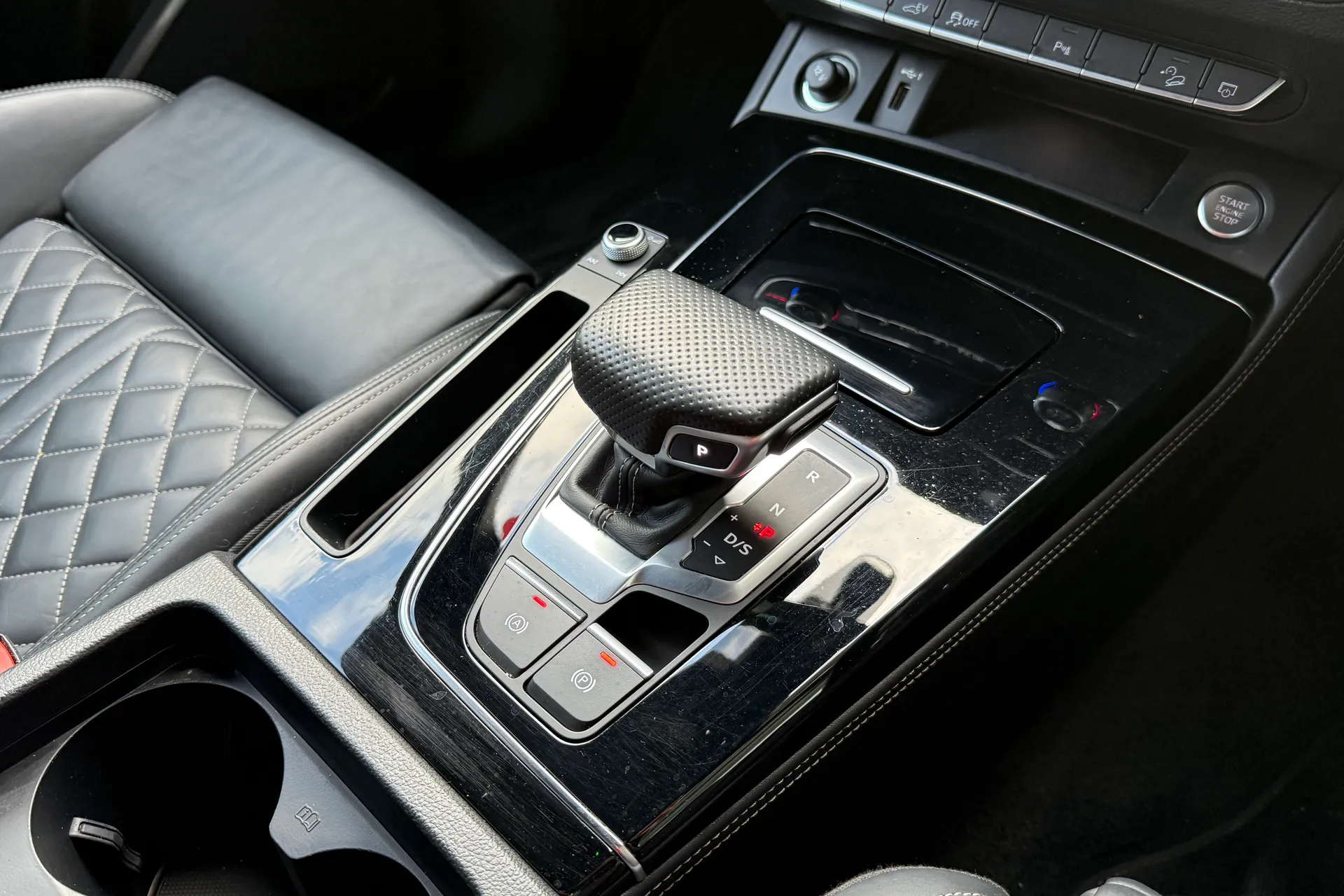 Audi Q5 thumbnail image number 20