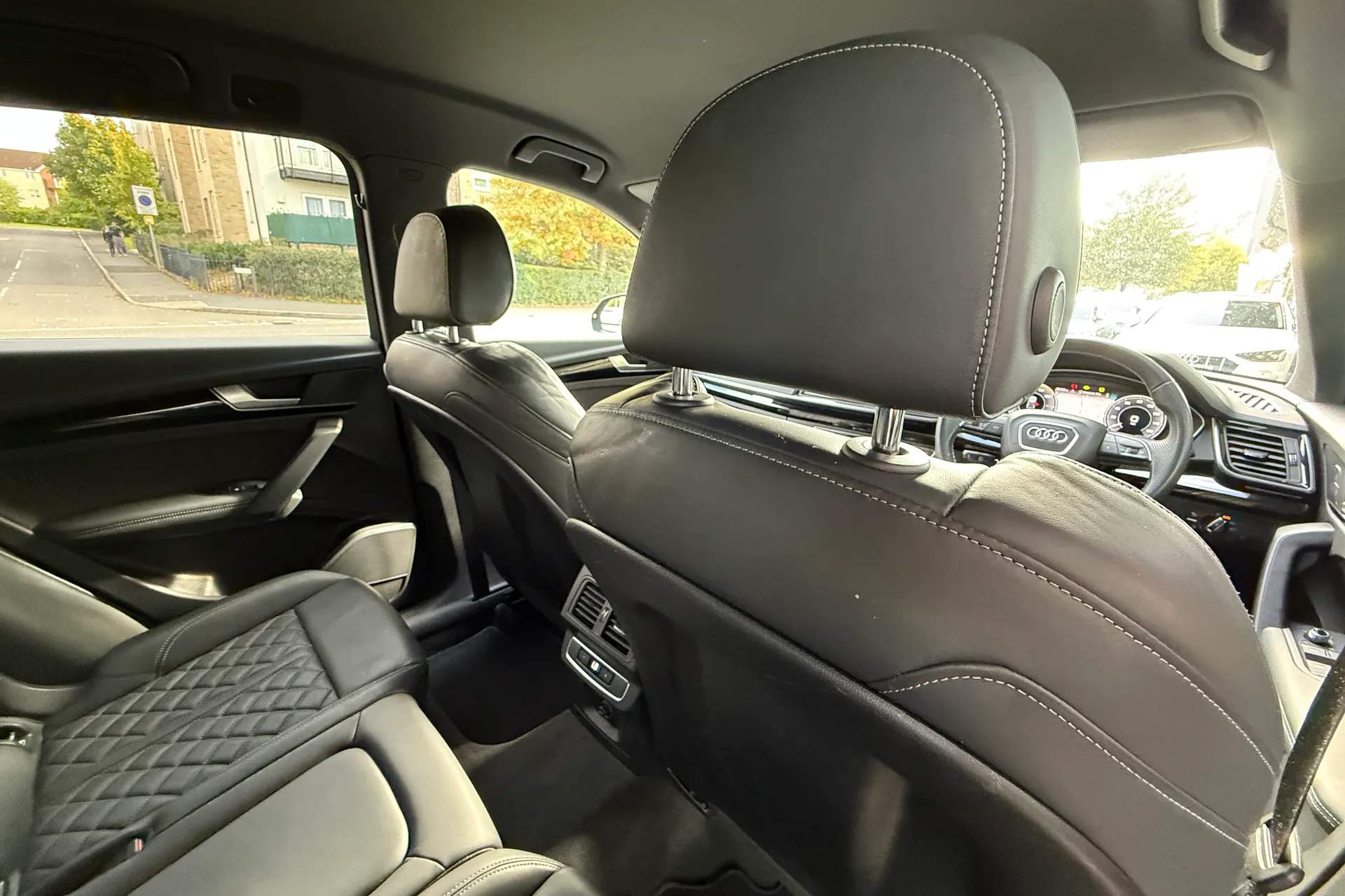 Audi Q5 thumbnail image number 42