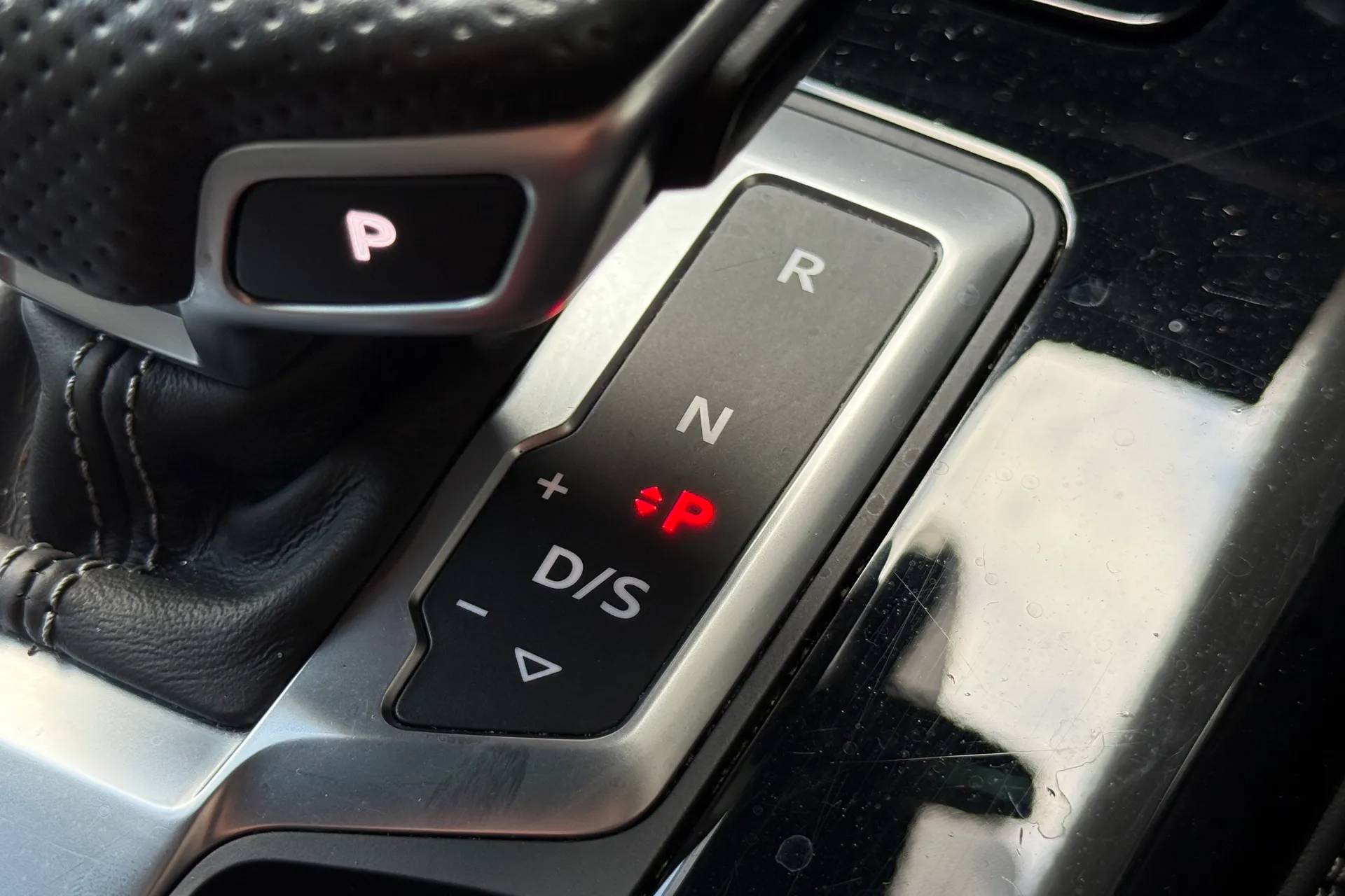 Audi Q5 thumbnail image number 22