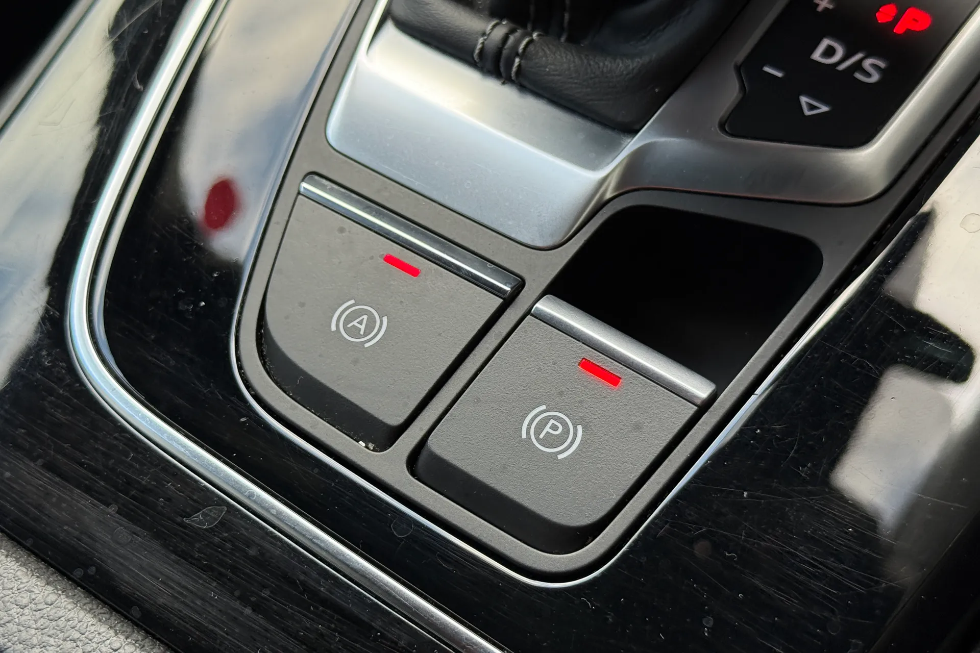 Audi Q5 thumbnail image number 23