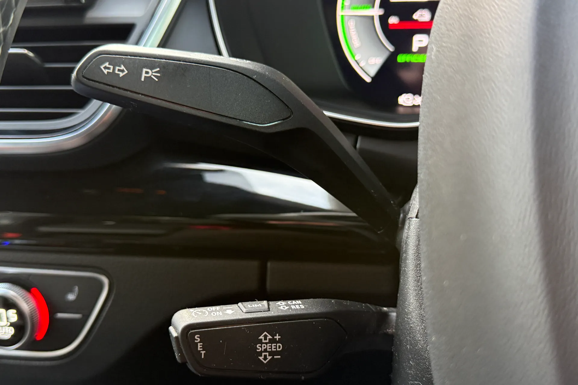 Audi Q5 thumbnail image number 13