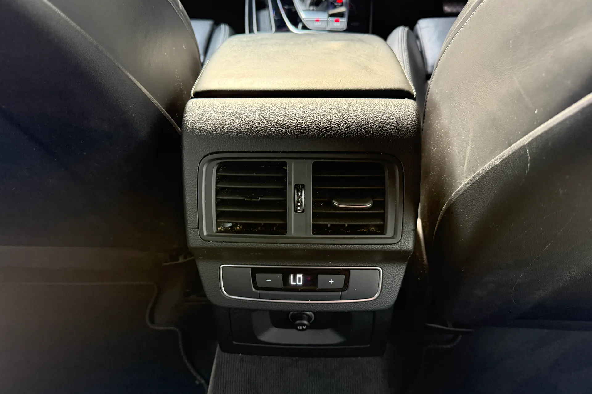 Audi Q5 thumbnail image number 43