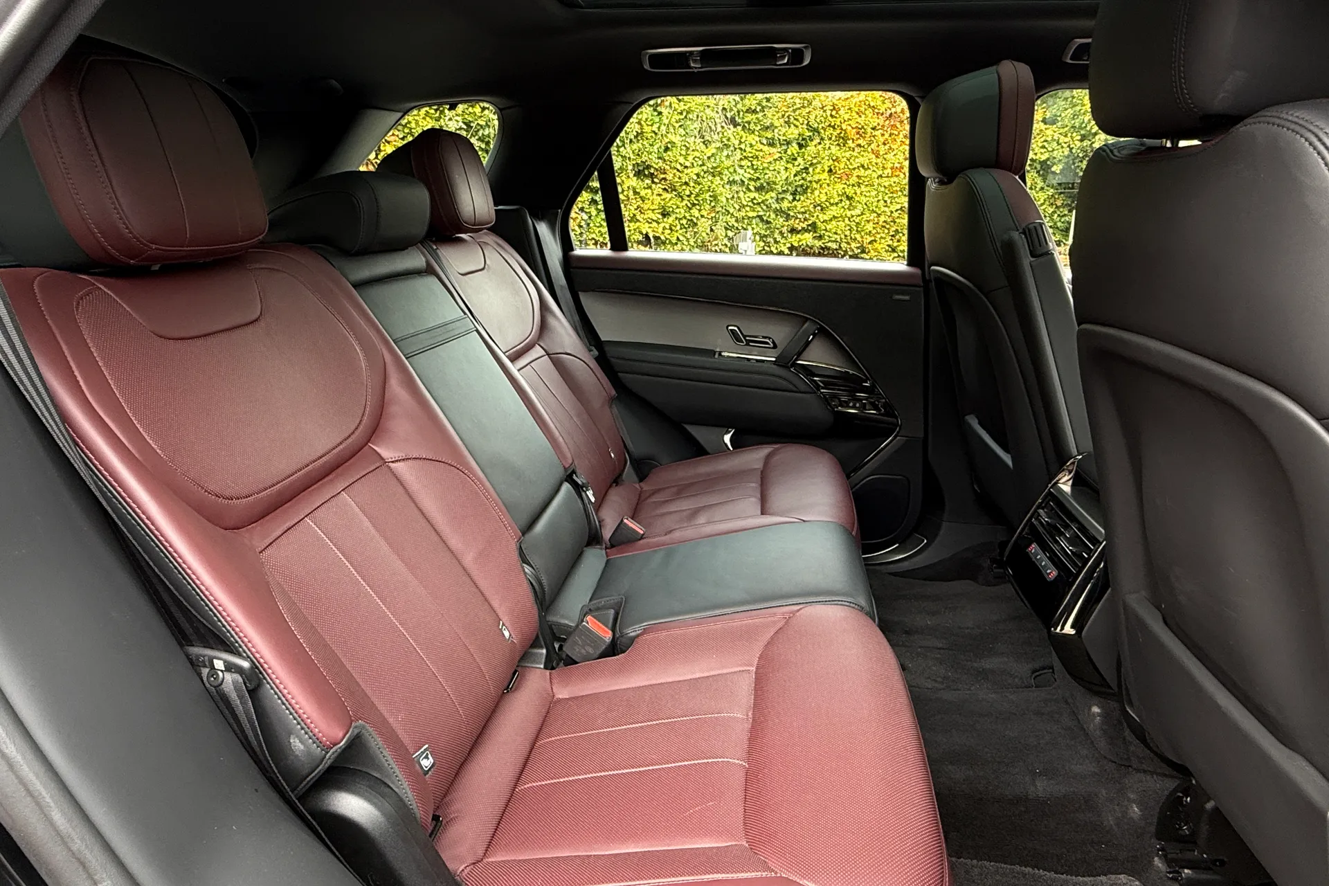 LAND ROVER RANGE ROVER SPORT thumbnail image number 34