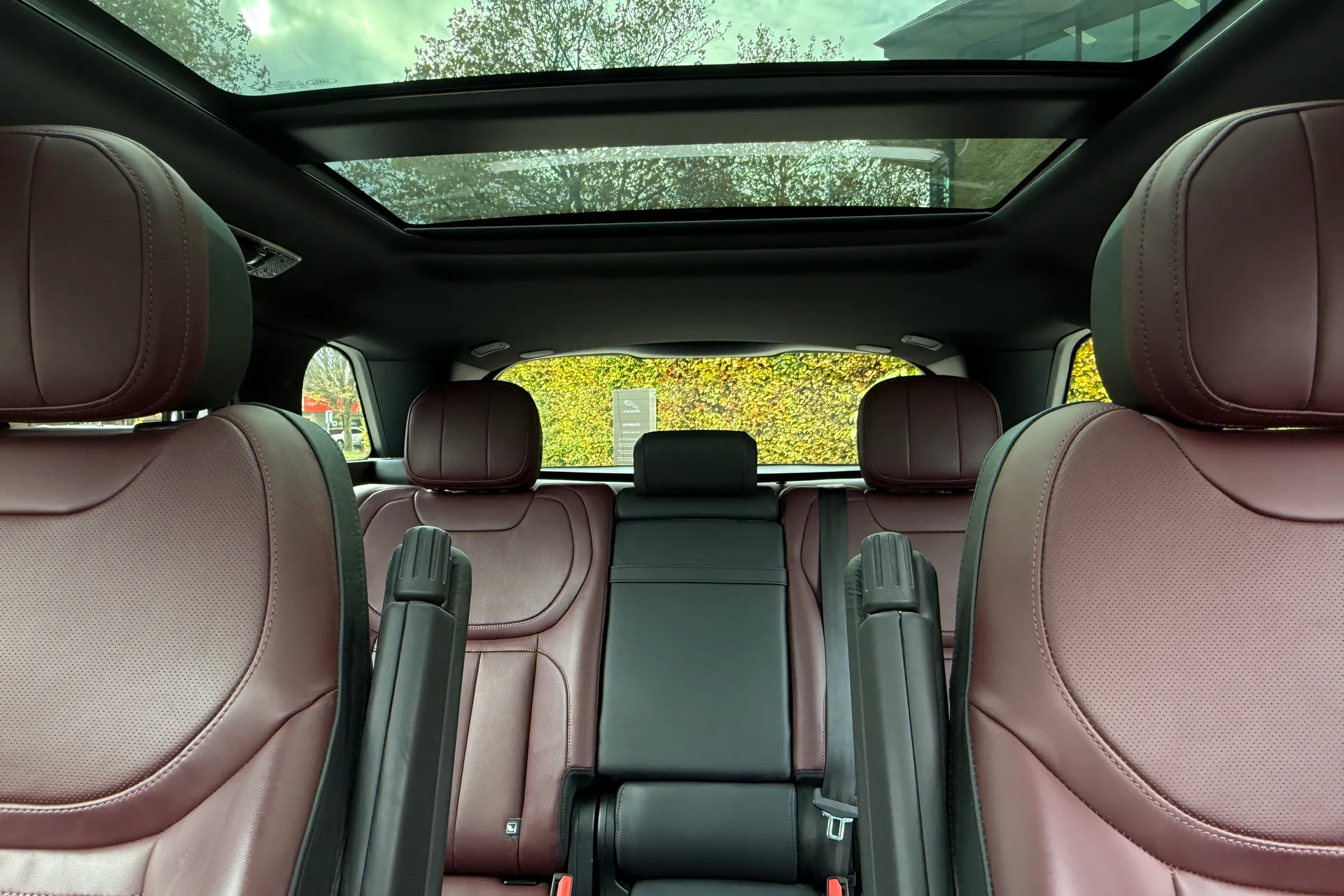 LAND ROVER RANGE ROVER SPORT thumbnail image number 38