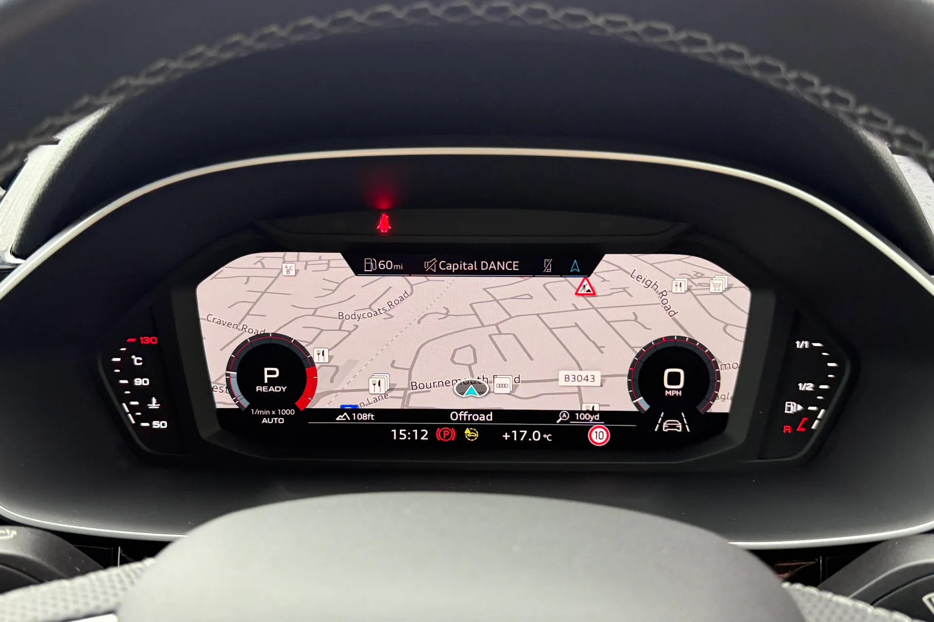 Audi Q3 thumbnail image number 19