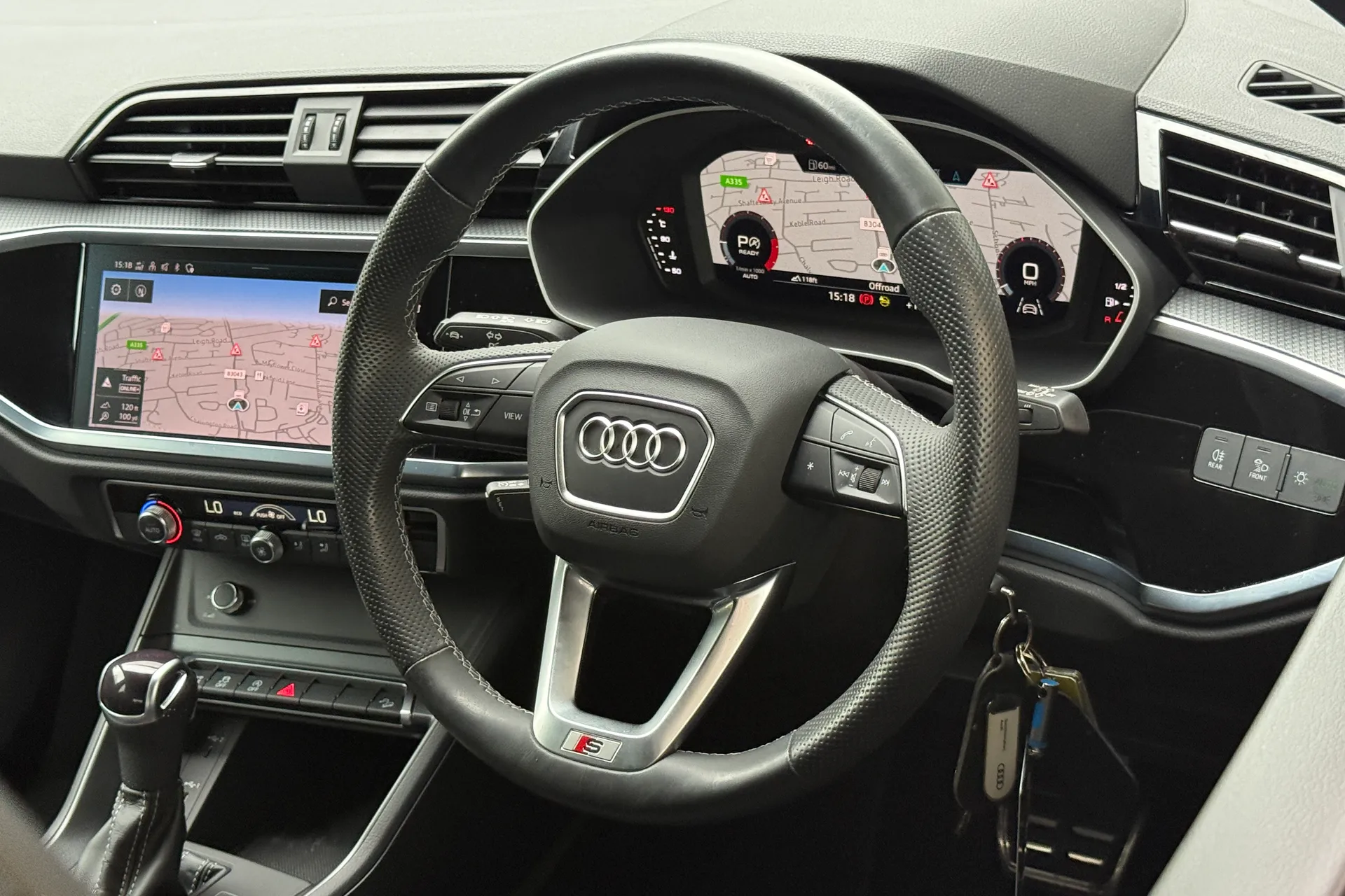 Audi Q3 thumbnail image number 59