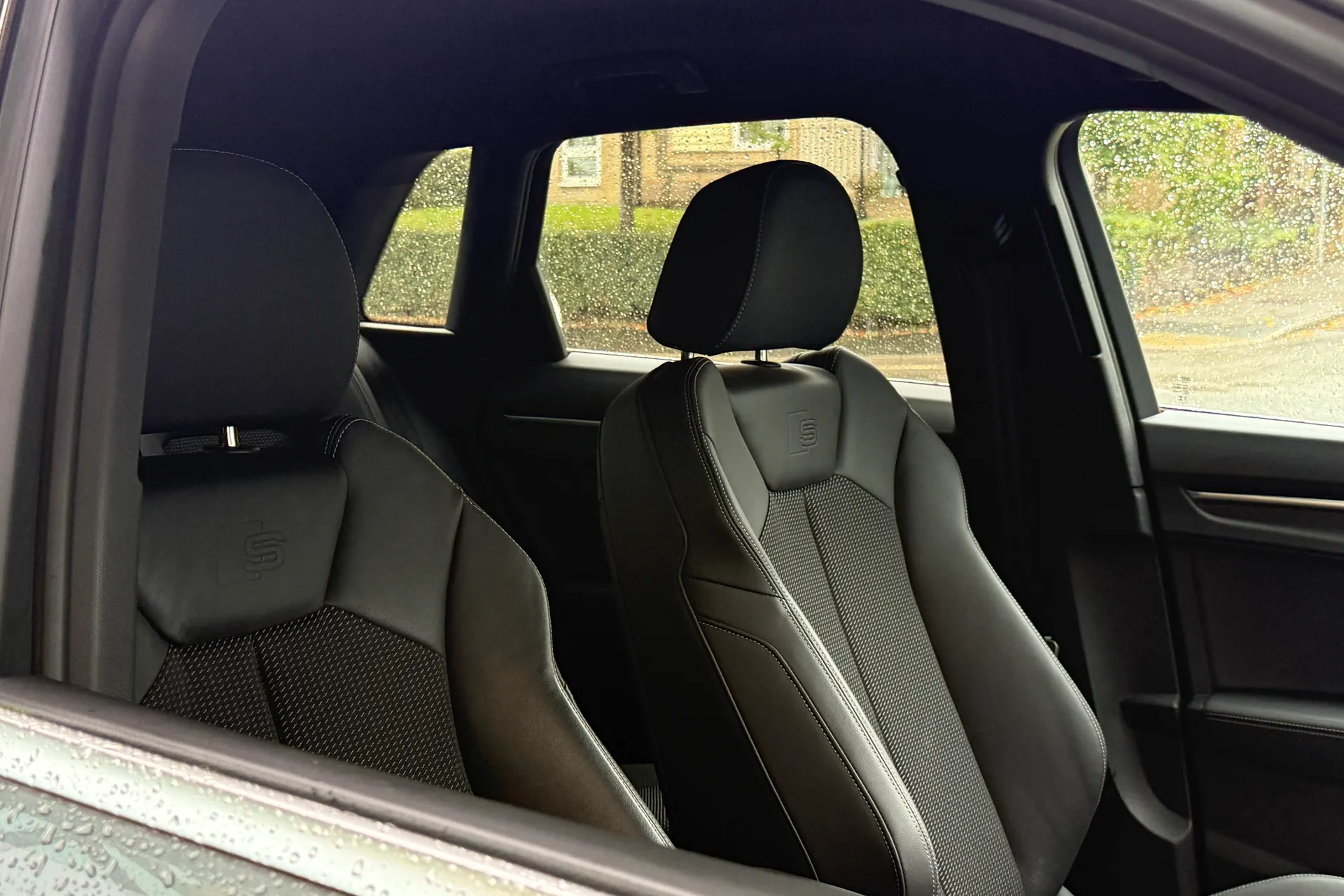 Audi Q3 thumbnail image number 60