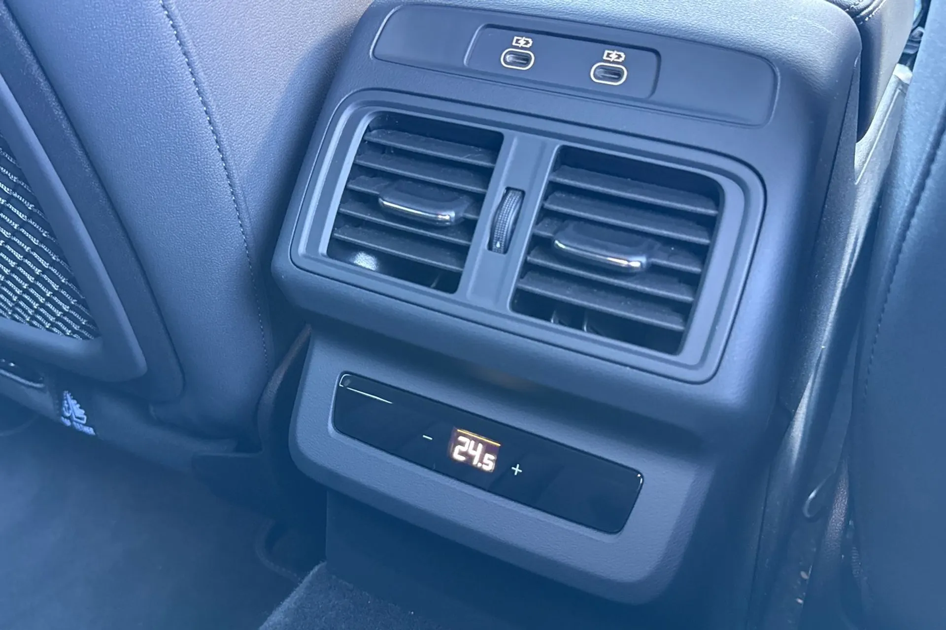 Audi Q5 thumbnail image number 42